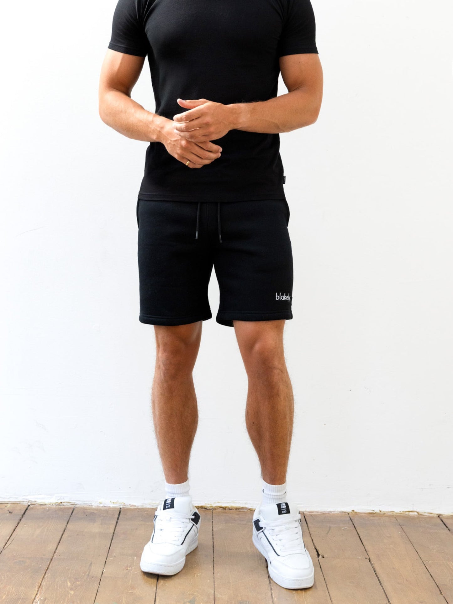 Sami Relaxed Jogger Shorts - Black