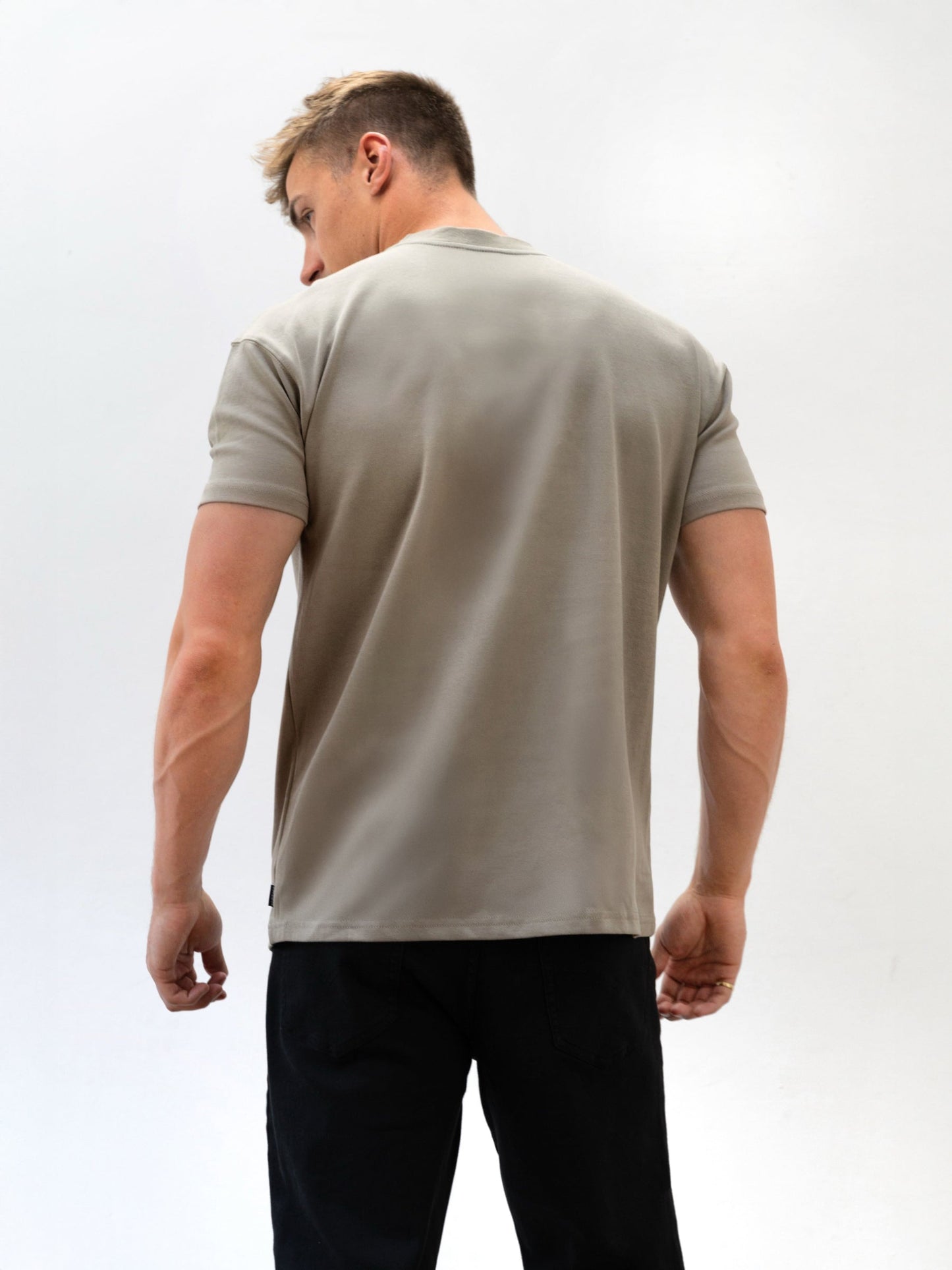 Kobe Italic Relaxed T-Shirt - Washed Khaki