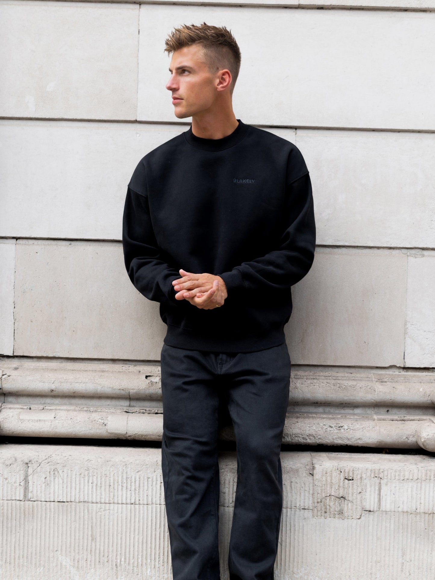 Rhys Relaxed Sweater - Black