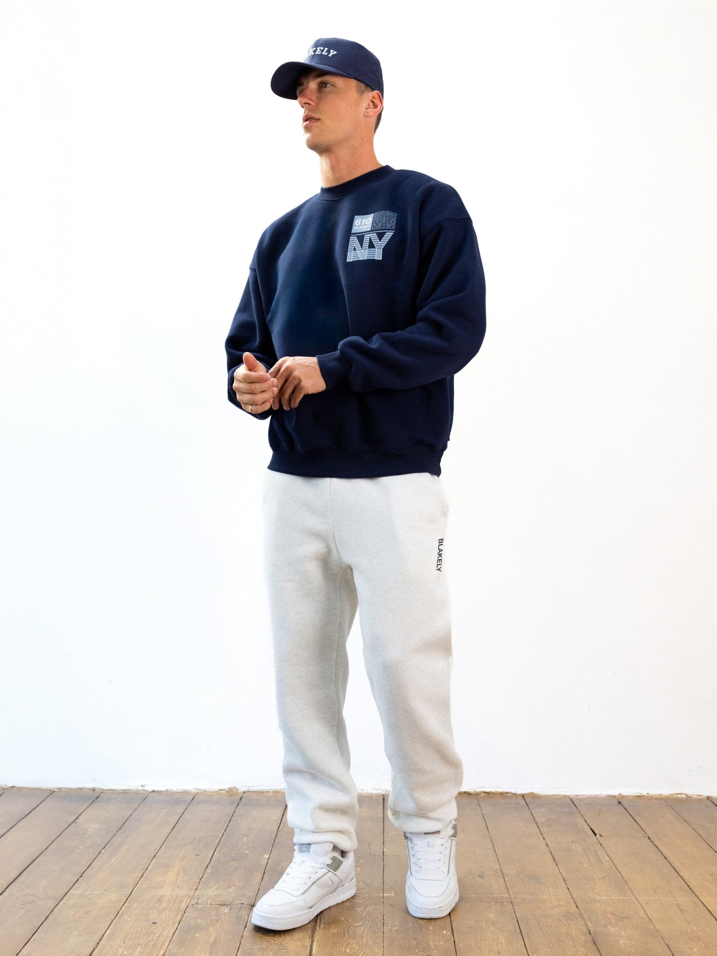 Italic Linear Relaxed Sweatpants - Marl White