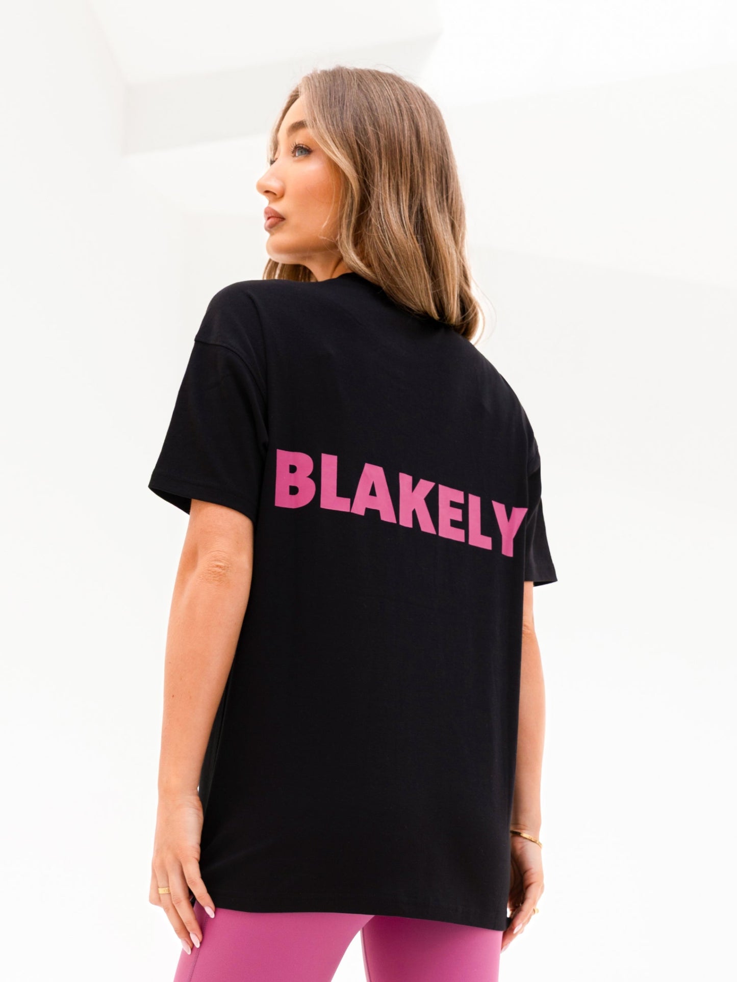 Amelie Ultra Oversized T-Shirt - Black & Pink