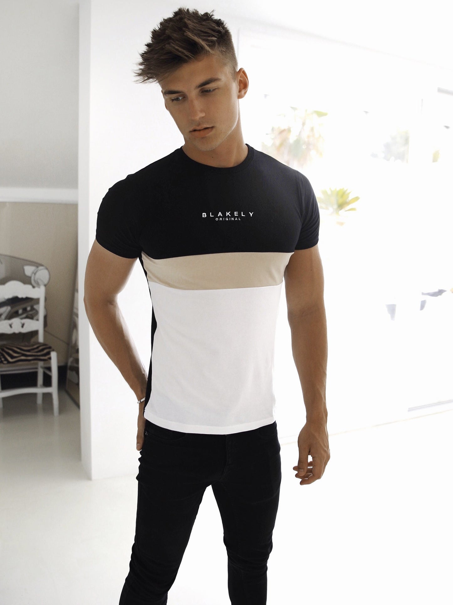 Italica T-Shirt - Tan