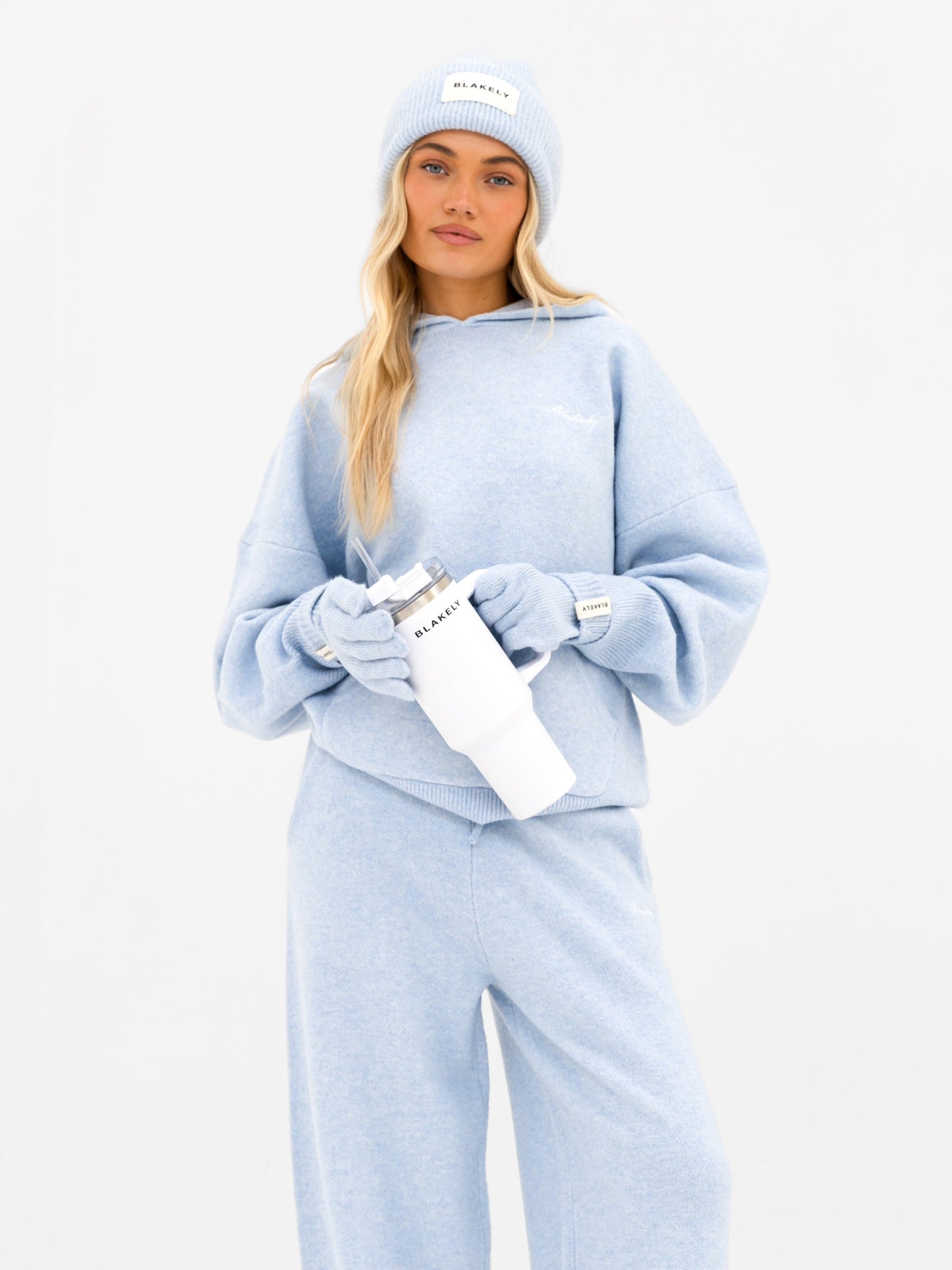 Label Knitted Gloves - Baby Blue