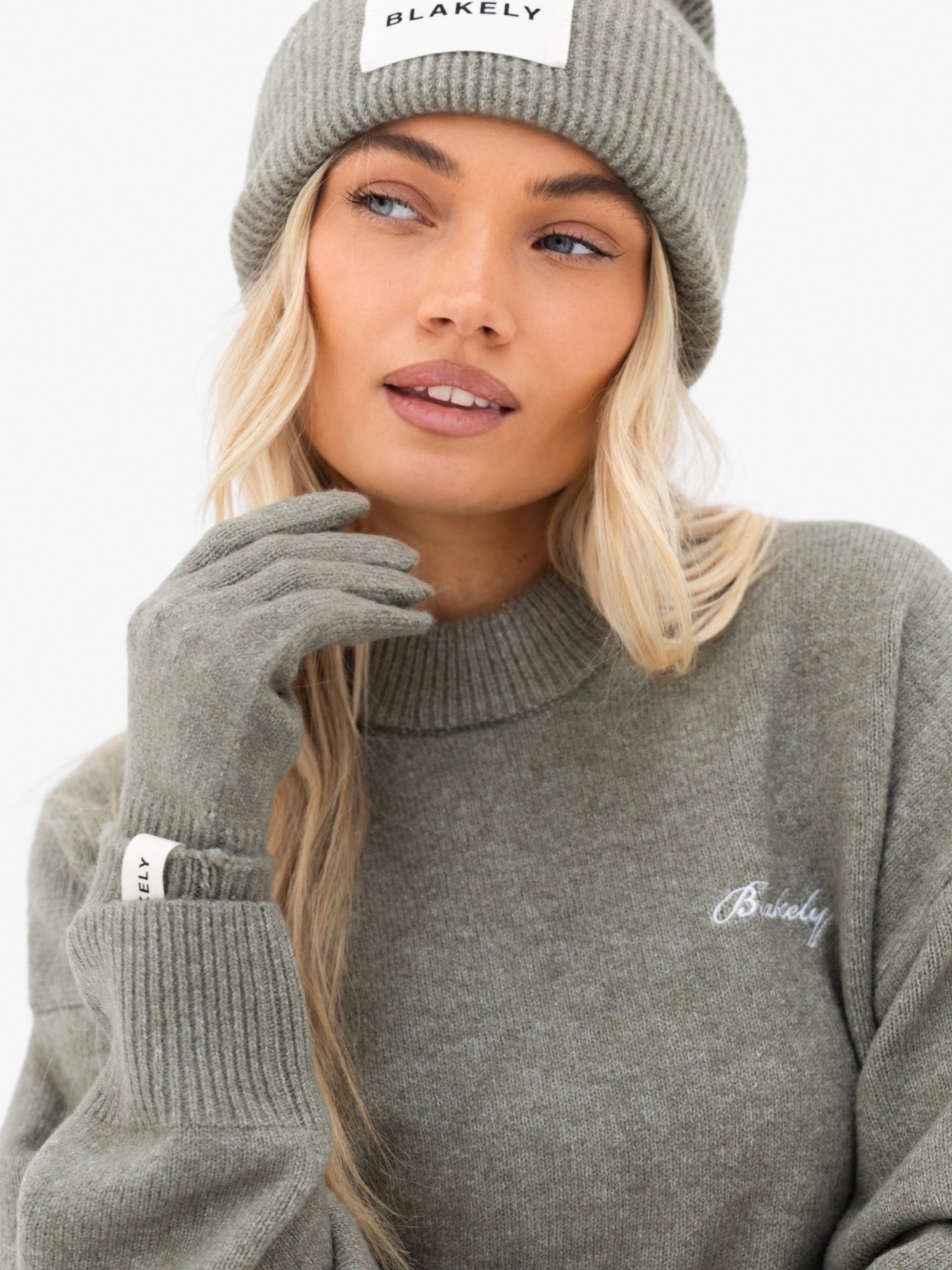 Label Knitted Gloves - Safari Green