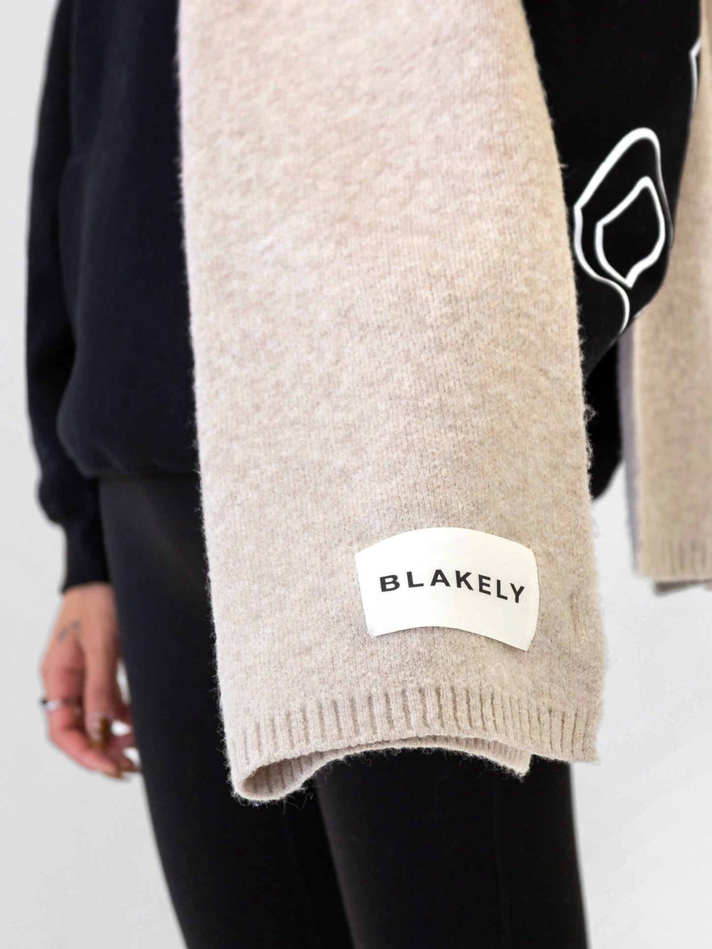 Label Knitted Scarf - Toasted Taupe