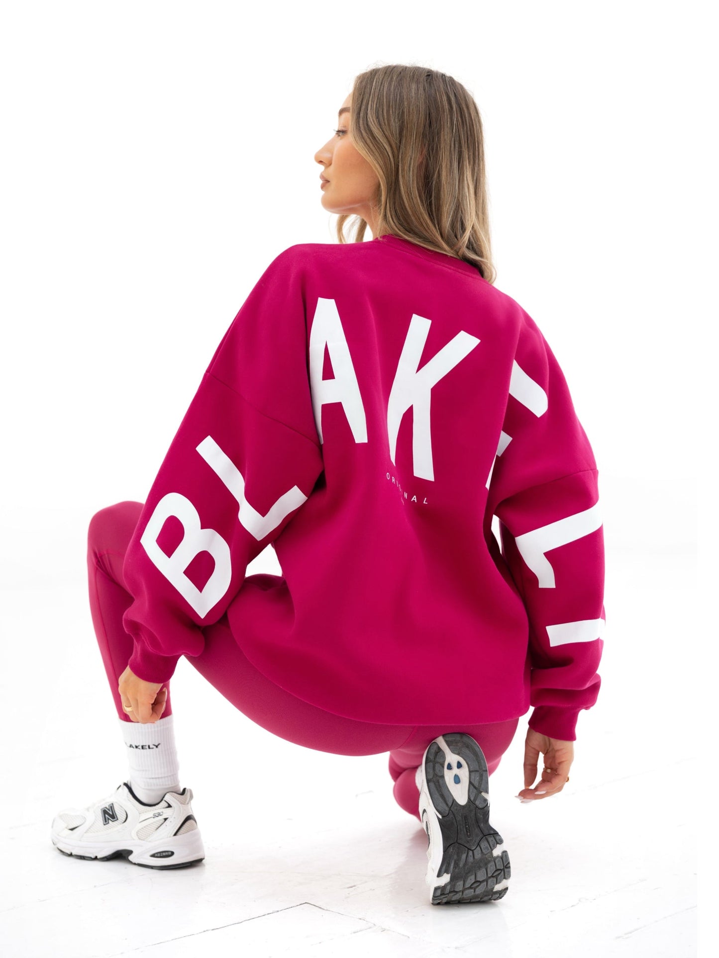 Isabel Oversized Sweater - Ultra Pink