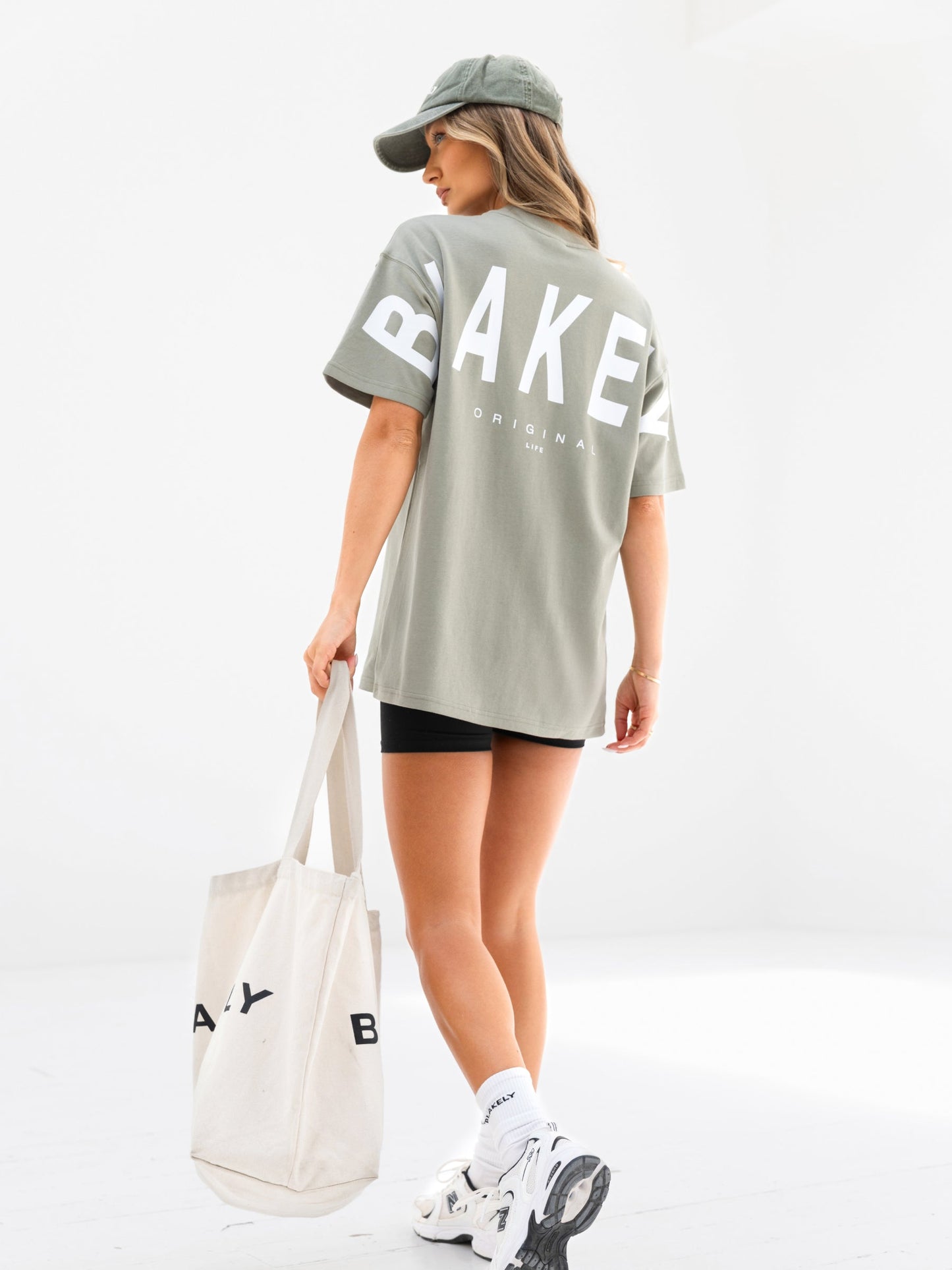 Isabel Oversized T-Shirt - Olive