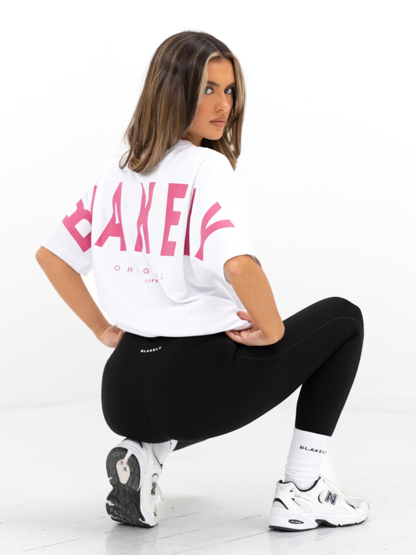Isabel Oversized T-Shirt - White & Hot Pink
