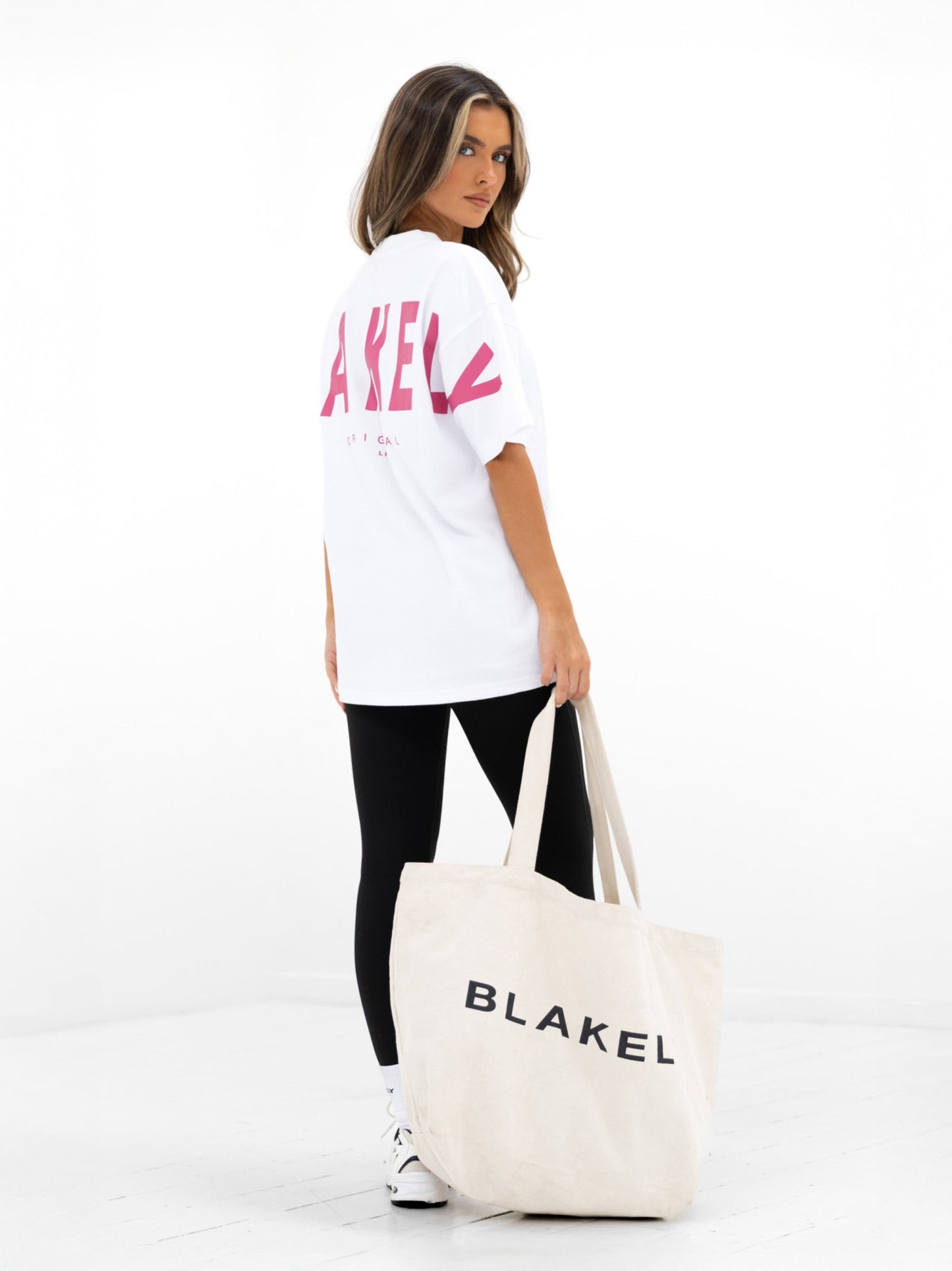 Isabel Oversized T-Shirt - White & Hot Pink
