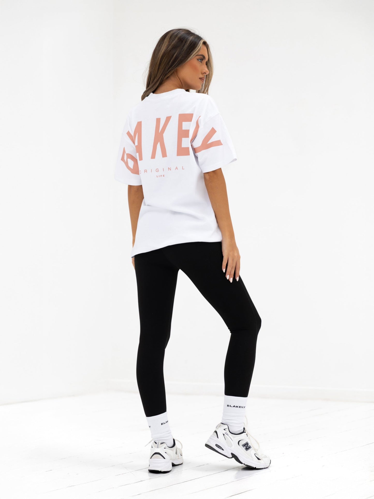 Isabel Oversized T-Shirt - White & Peach Pink