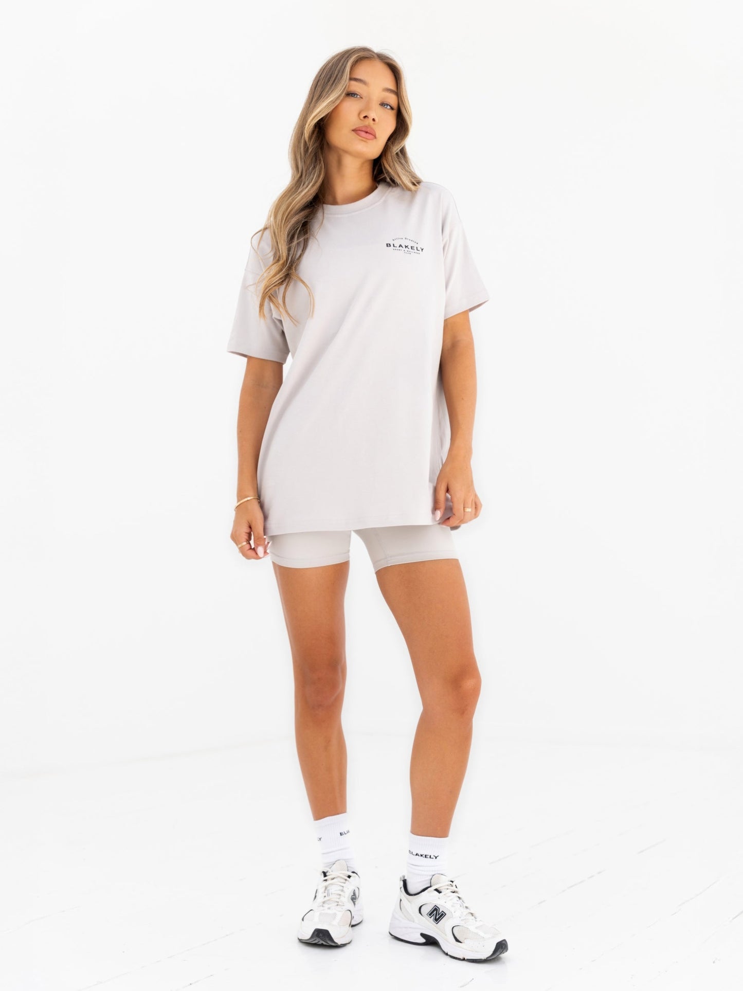 Curved Active Studios Oversized T-Shirt - Ivory