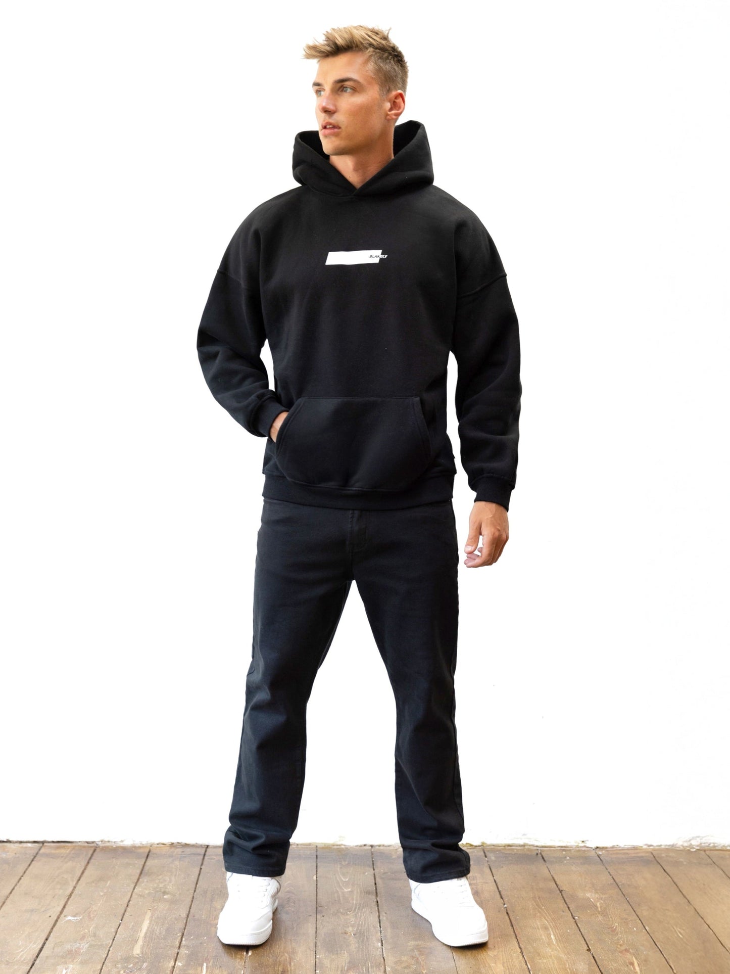 Kobe Italic Relaxed Hoodie - Black