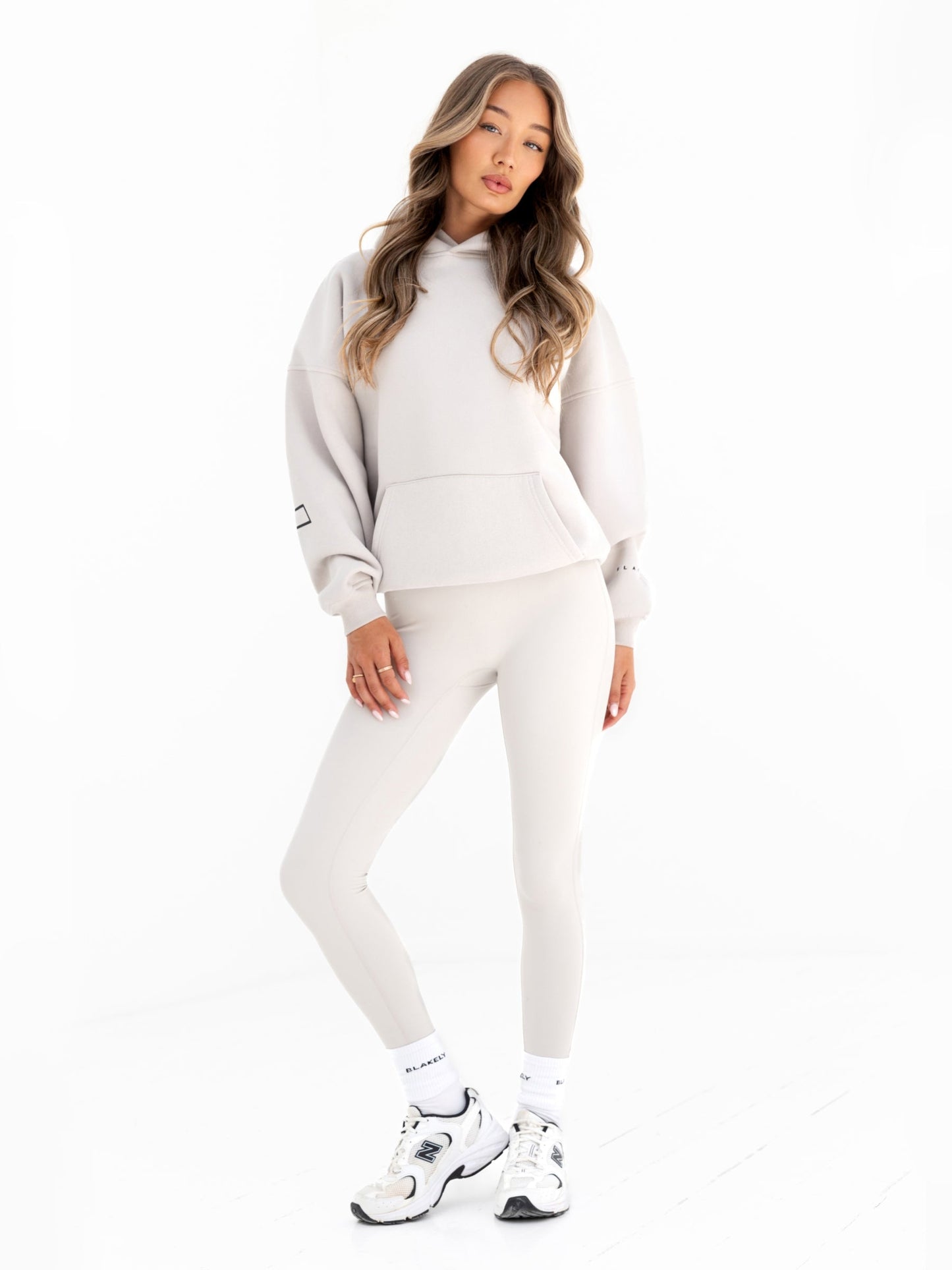 Outline Isabel Oversized Hoodie - Ivory