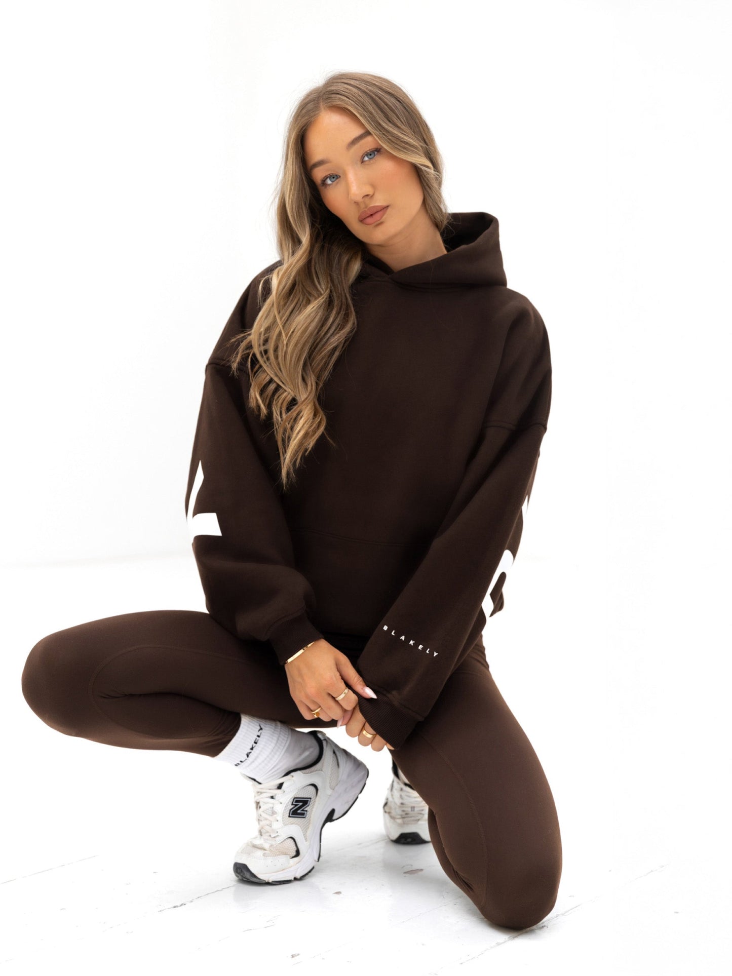 Isabel Oversized Hoodie - Coffee Bean