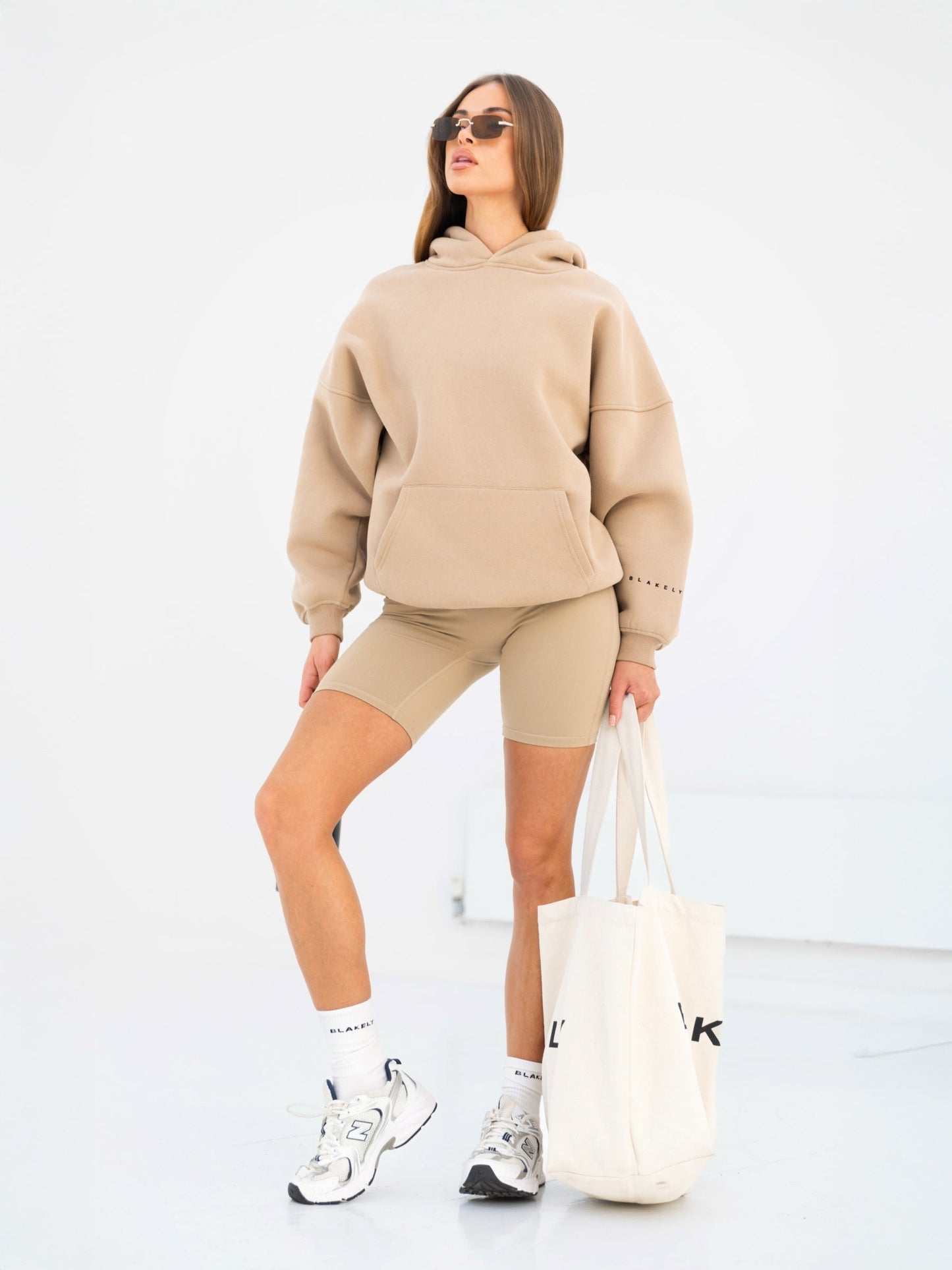 Isabel Oversized Hoodie - Tan