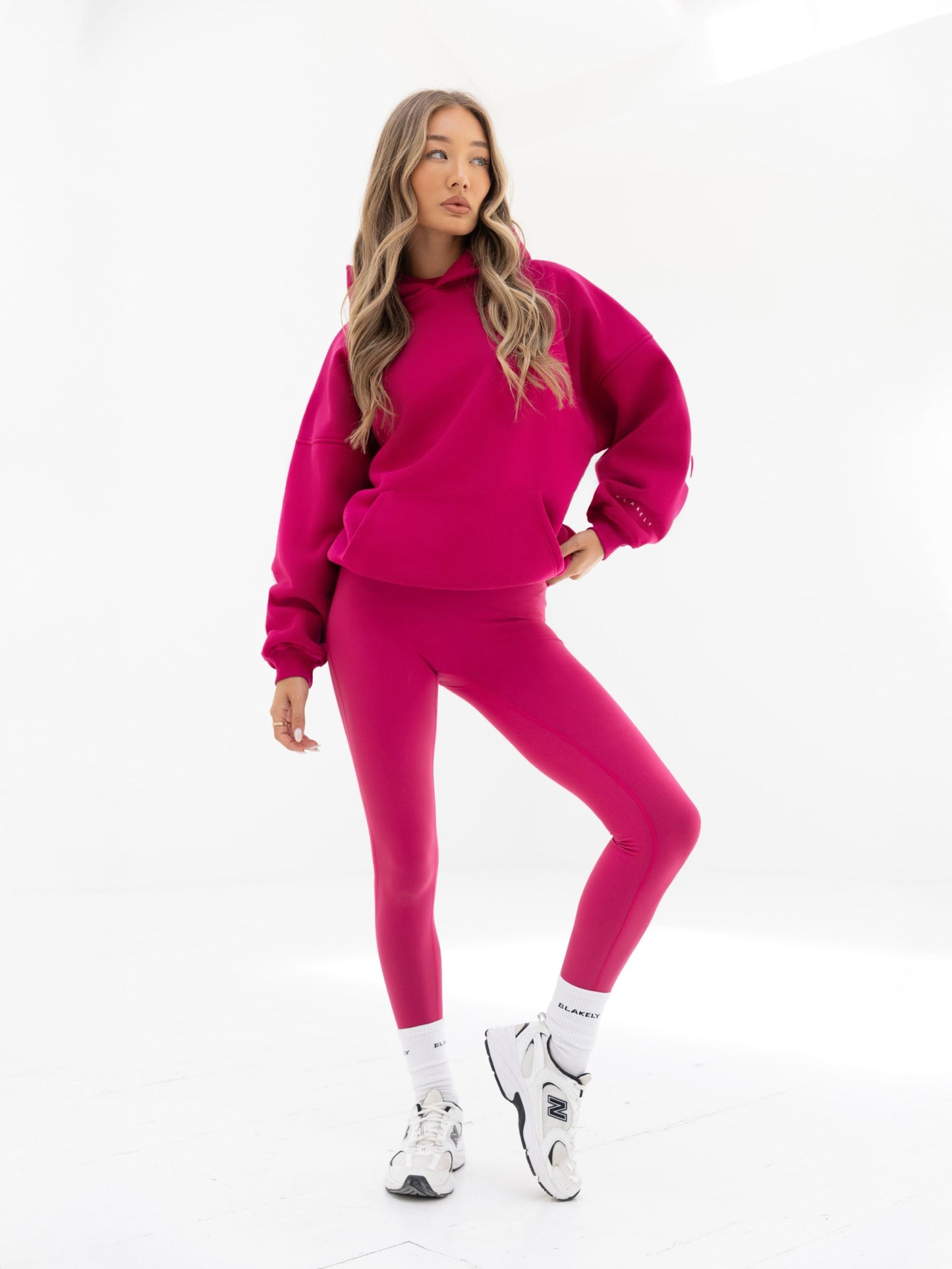 Isabel Oversized Hoodie - Ultra Pink
