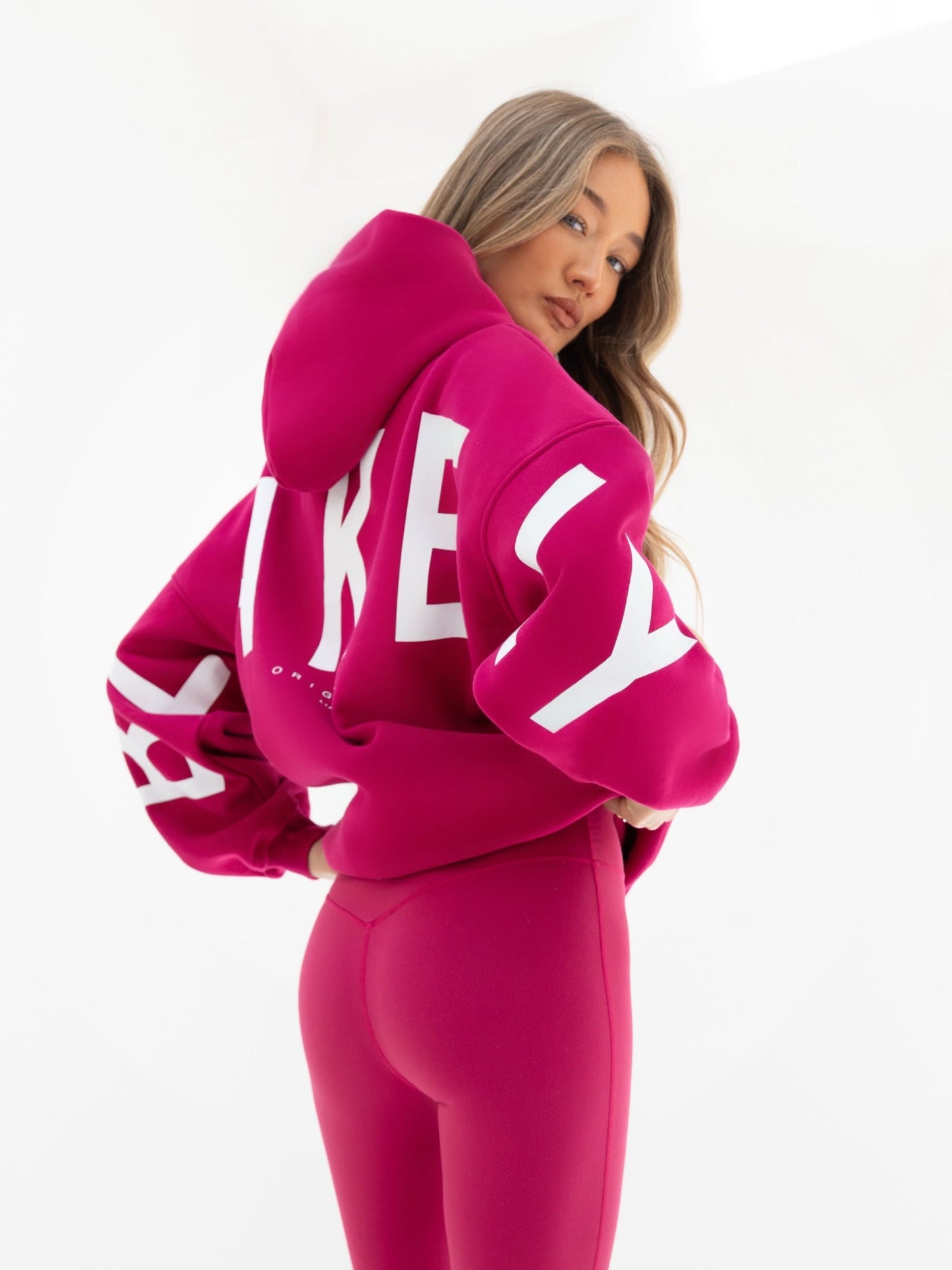 Isabel Oversized Hoodie - Ultra Pink