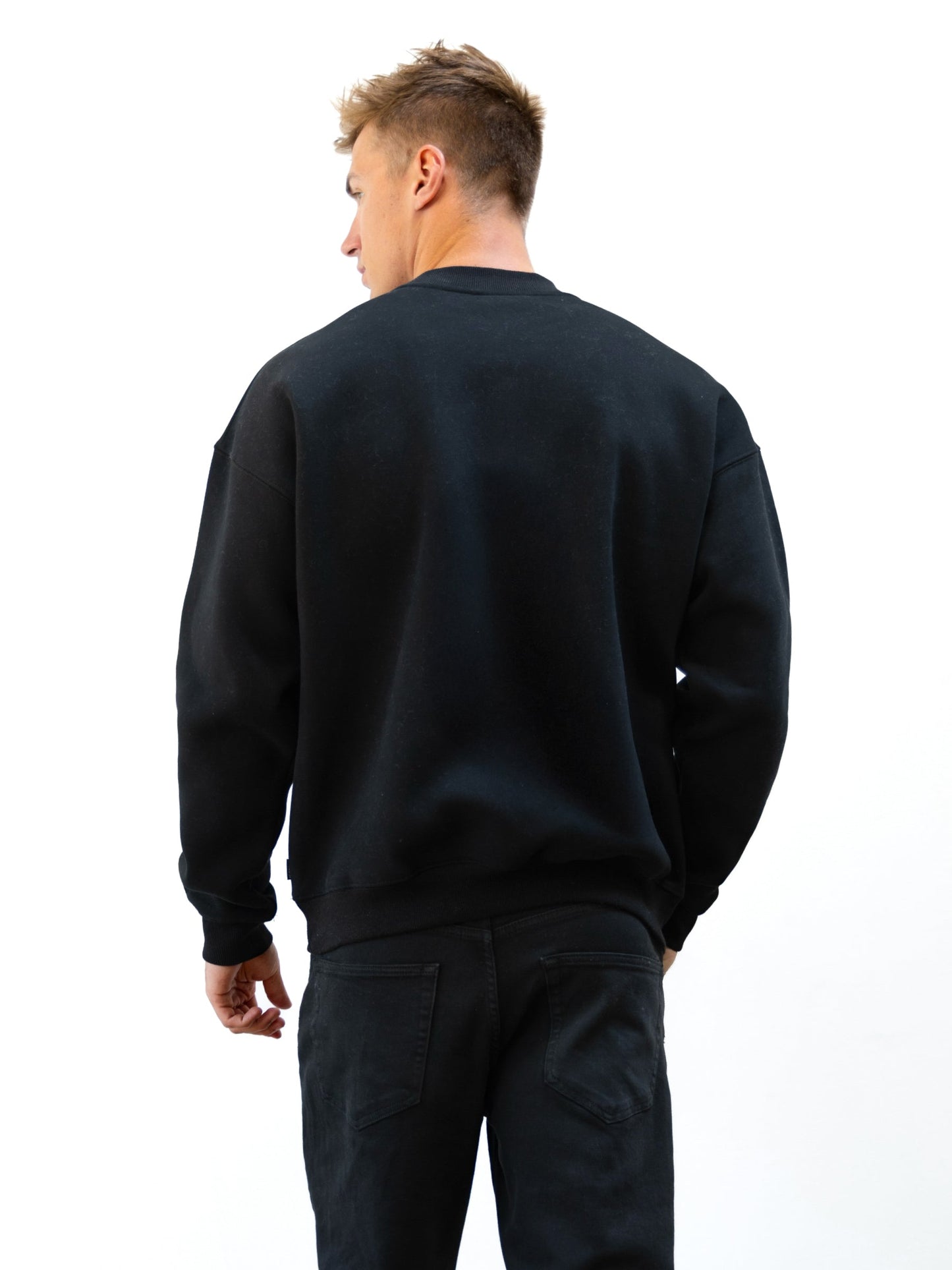 Sami Relaxed Sweater - Black