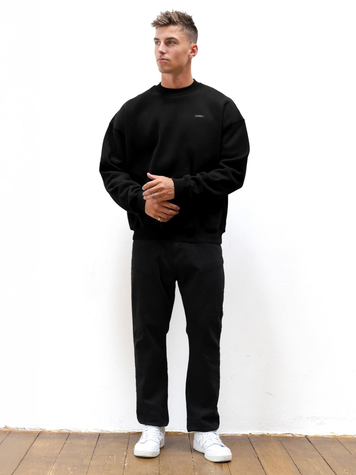 Otis Relaxed Sweater - Black