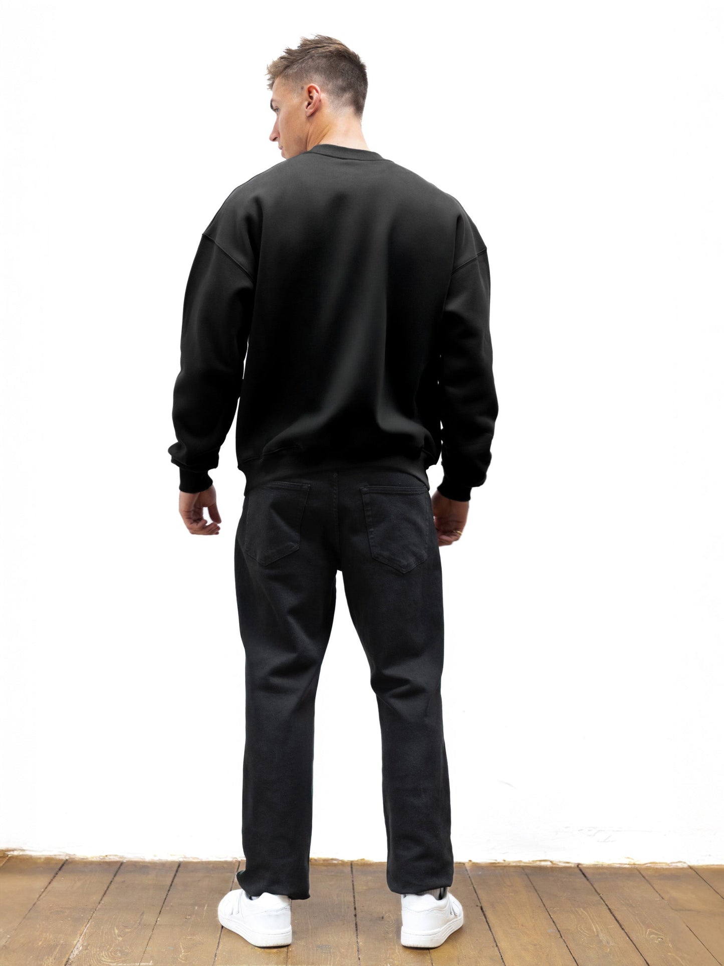 Otis Relaxed Sweater - Black