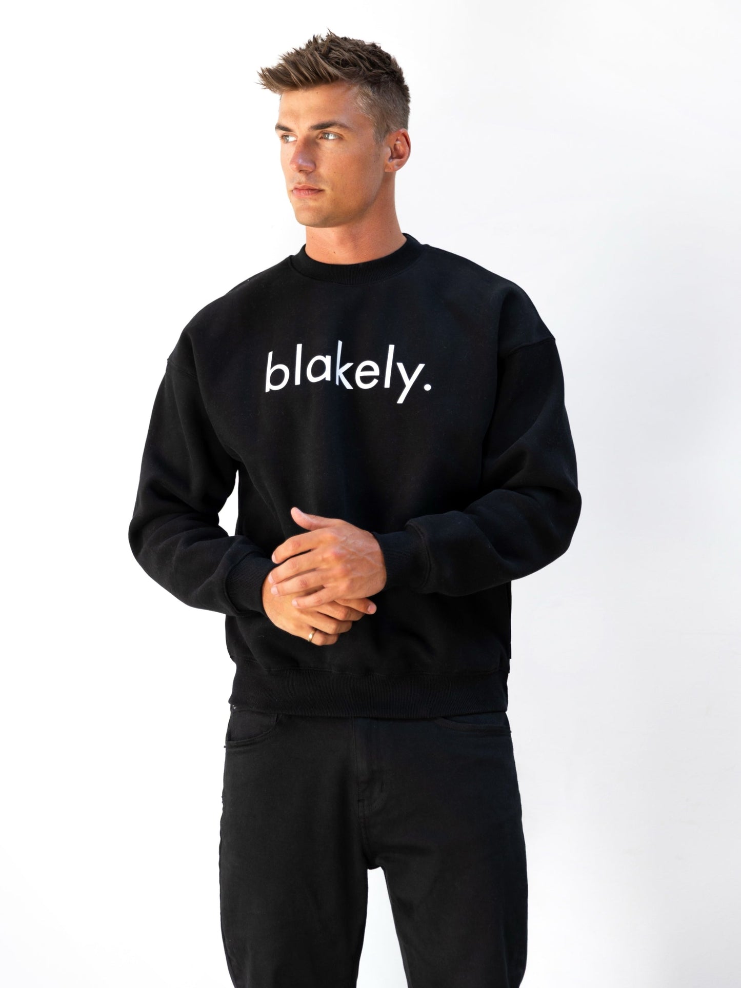 Logo Relaxed Sweater - Black