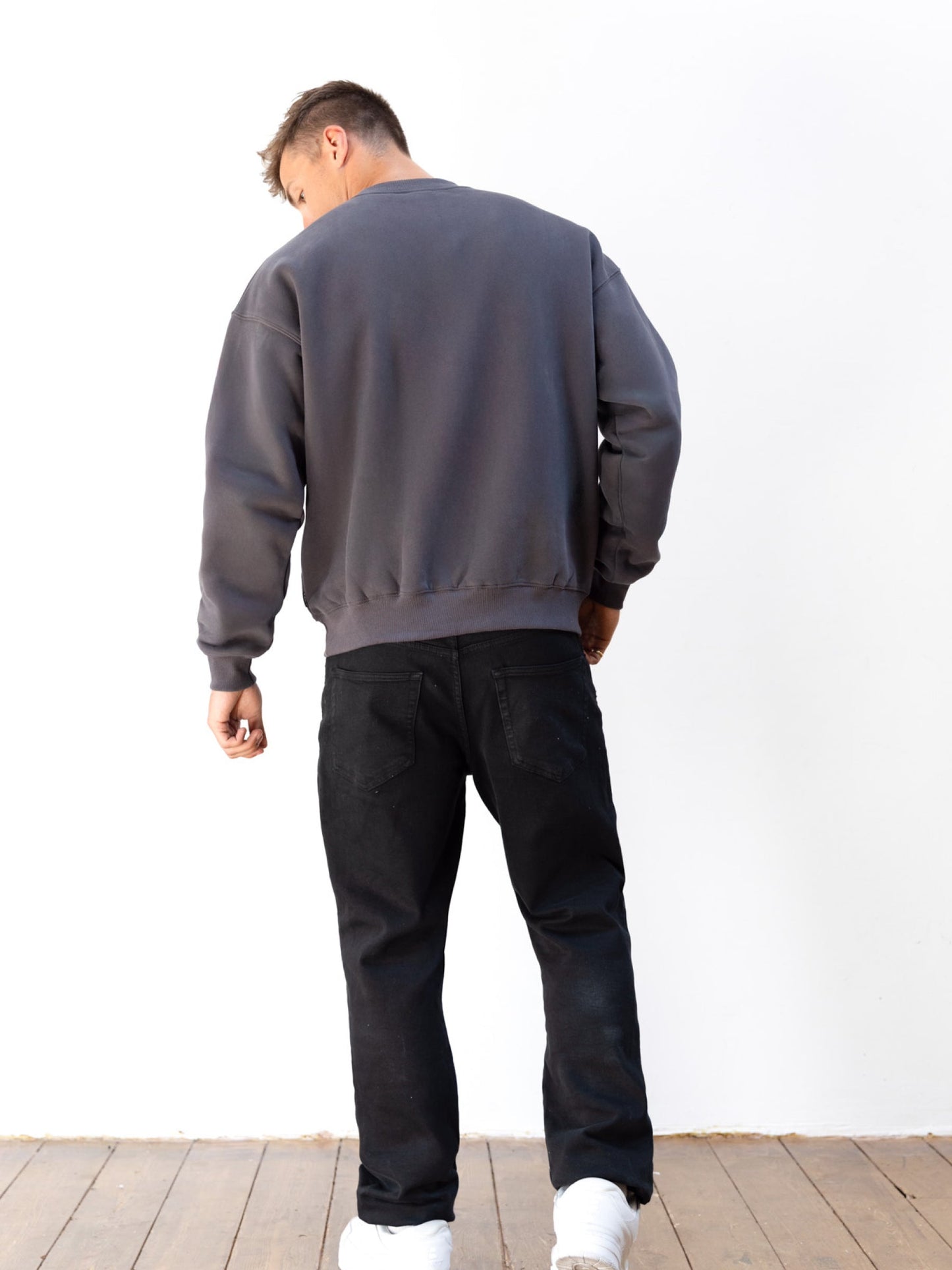 Logo Relaxed Sweater - Charcoal