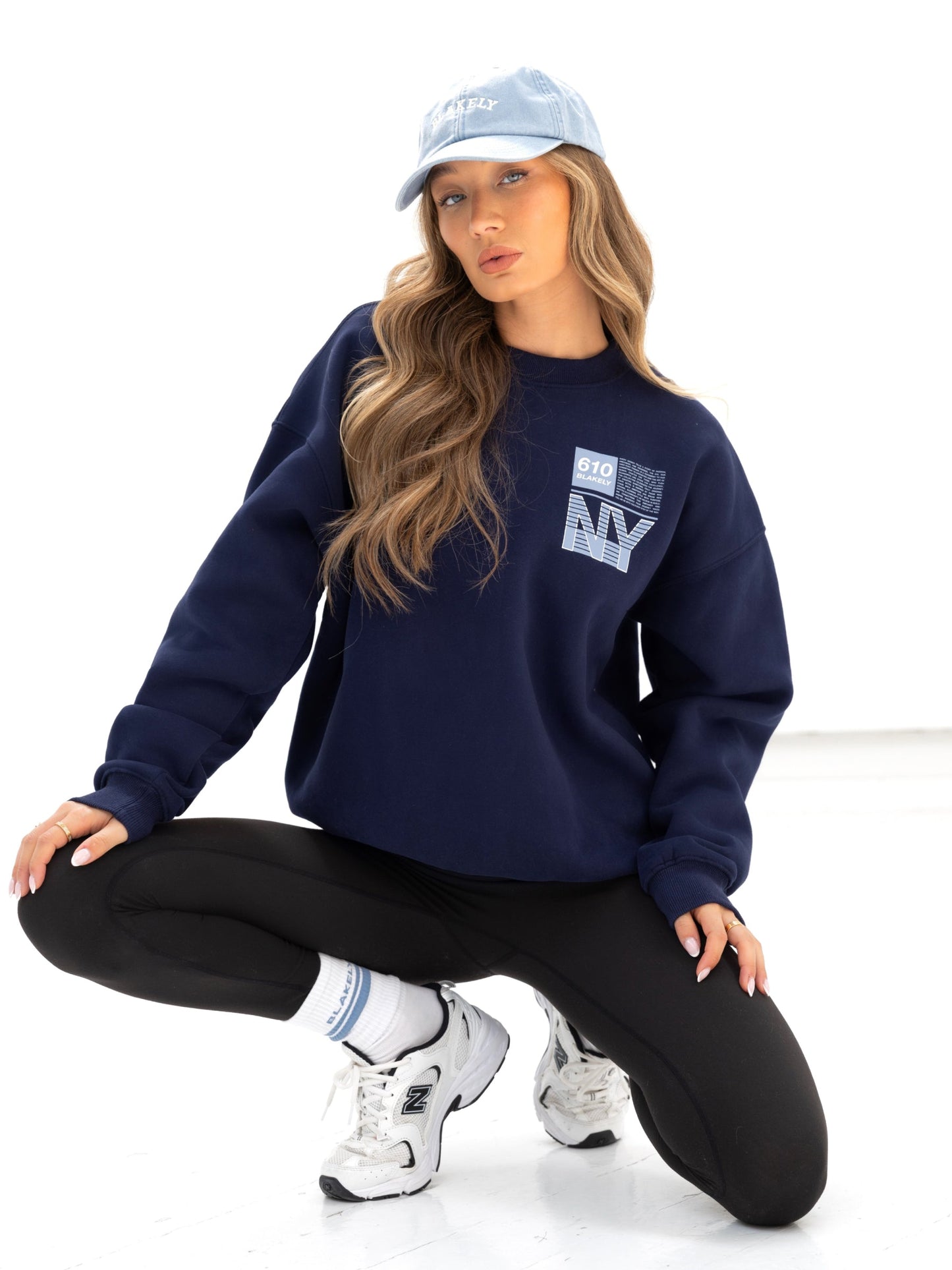 Brooklyn 610 Oversized Sweater - Navy