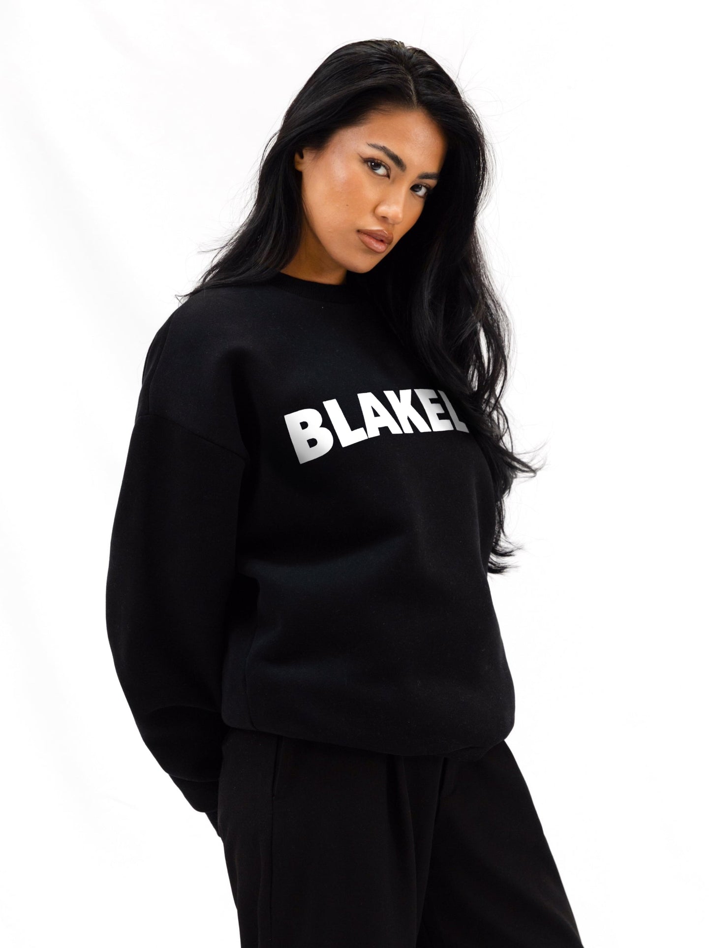 Studio Oversized Jumper - Black