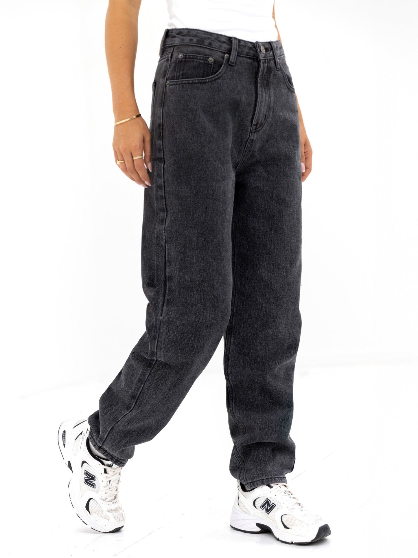 Blakely Mom Jeans - Washed Black