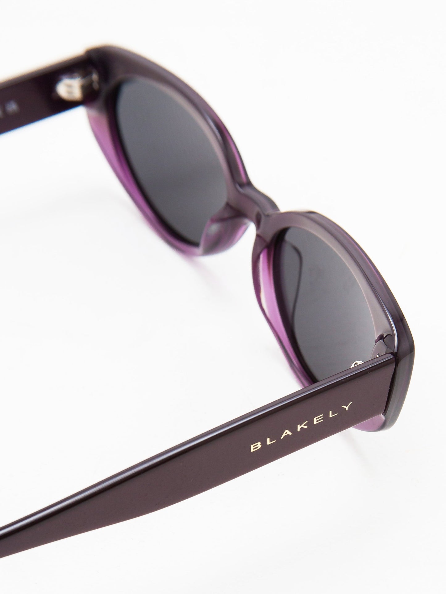 Lanai Sunglasses - Plum