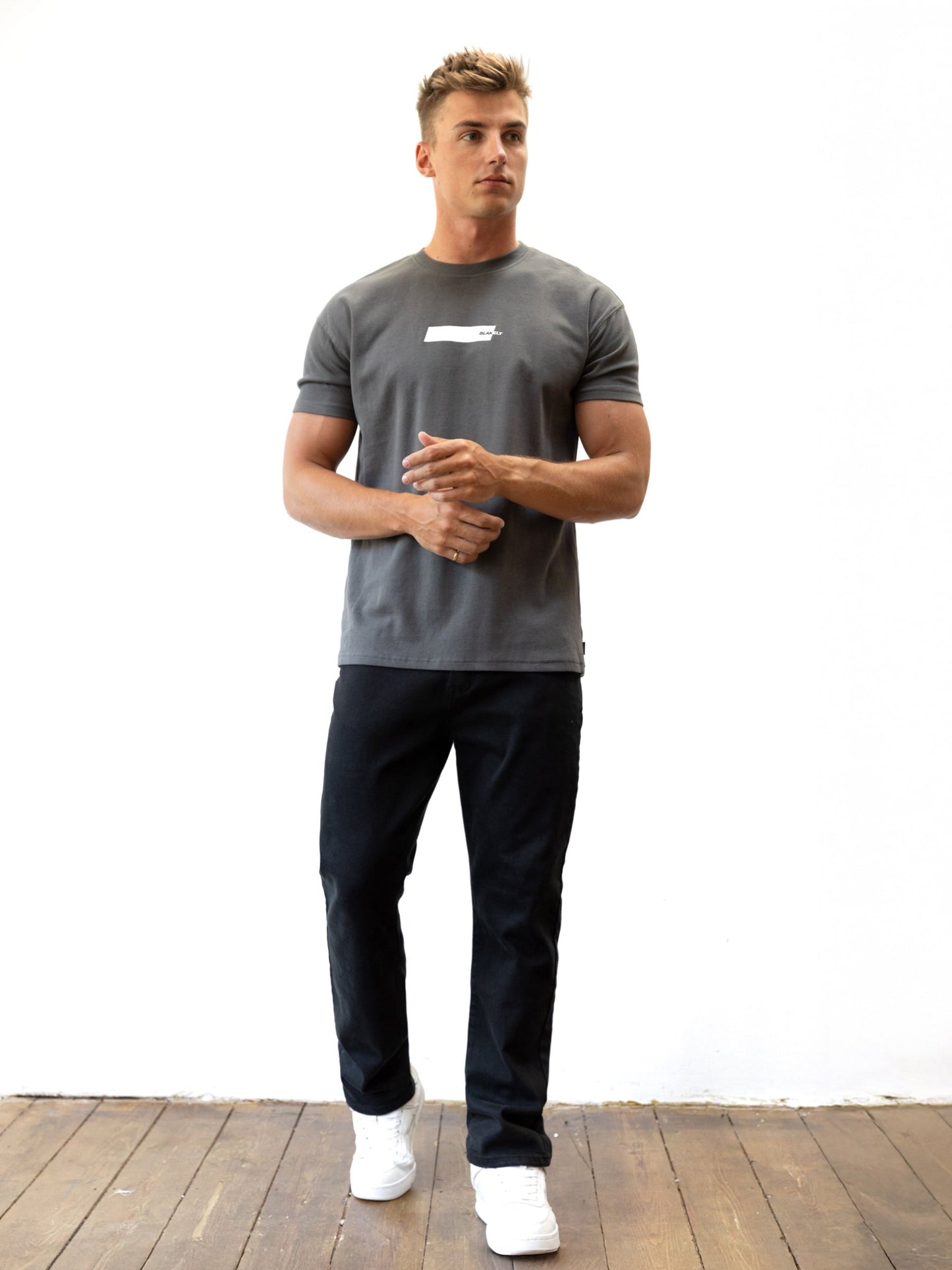Kobe Italic Relaxed T-Shirt - Charcoal
