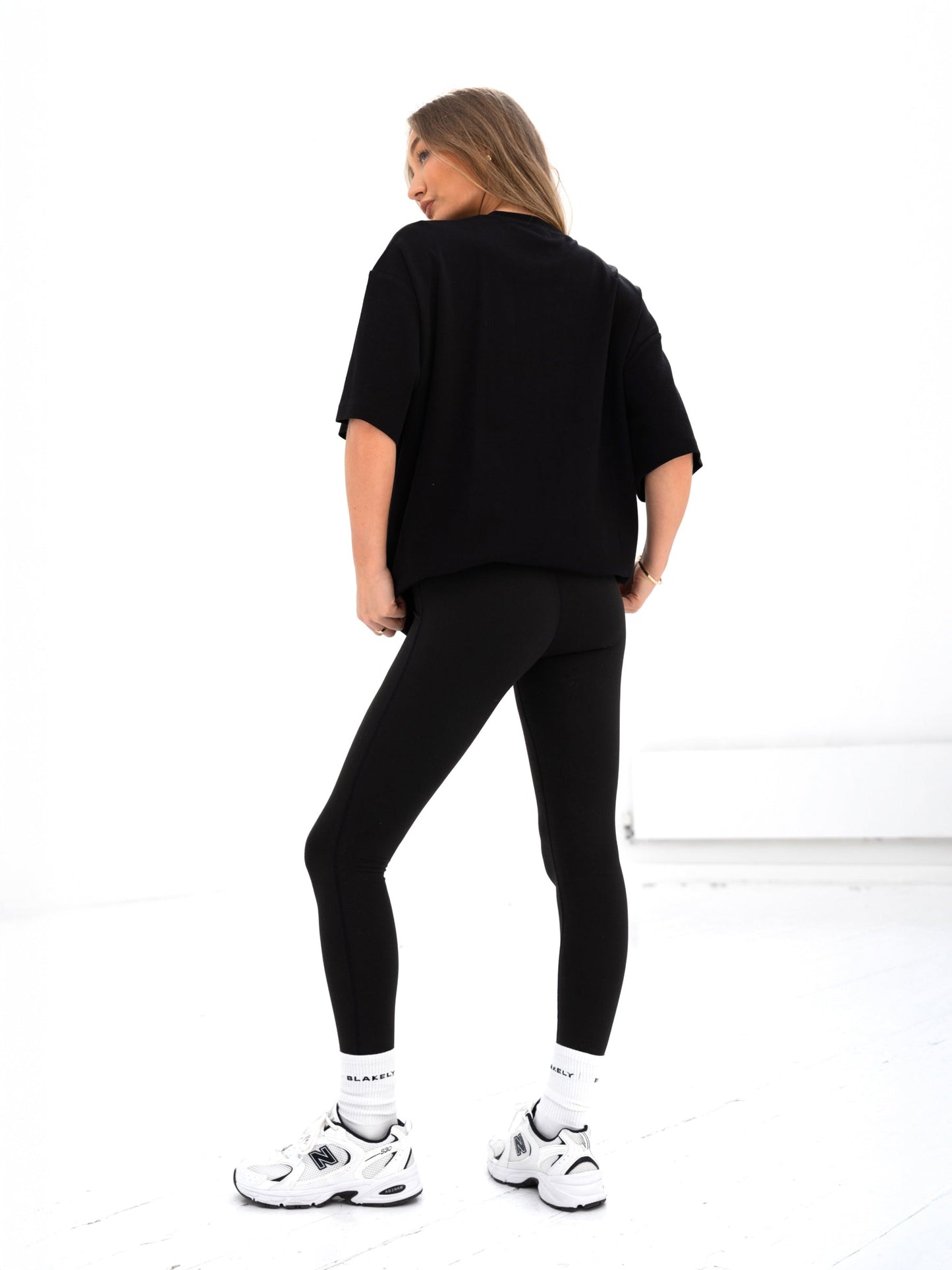 Madison Ultra Oversized T-Shirt - Black
