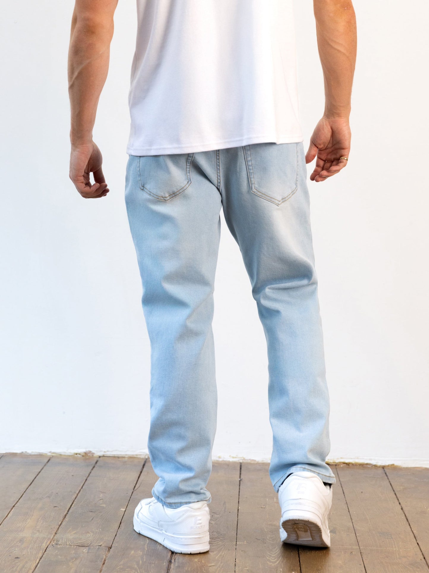 Vol.15 Loose Fitting Jeans - Light Blue
