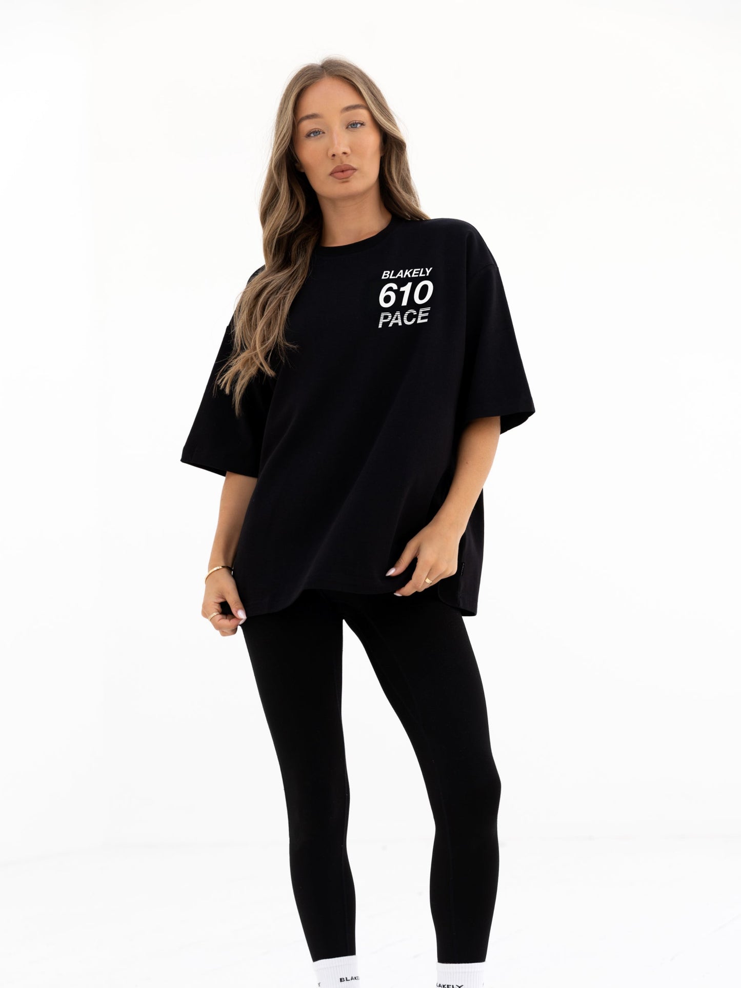 Pacer 610 Ultra Oversized T-Shirt - Black