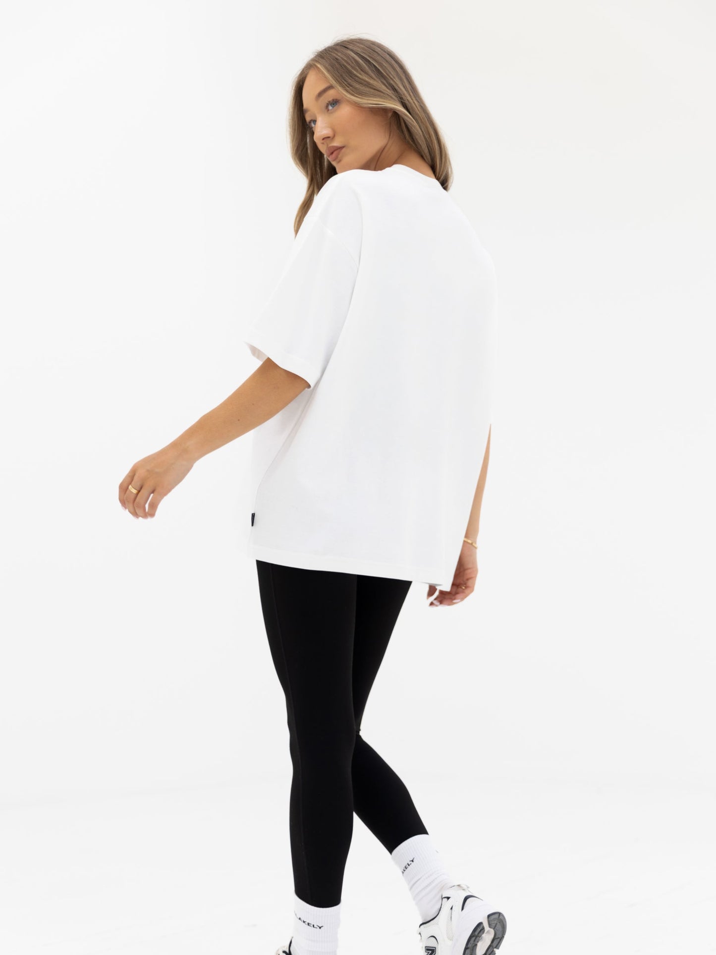 Pacer 610 Ultra Oversized T-Shirt - Bright White