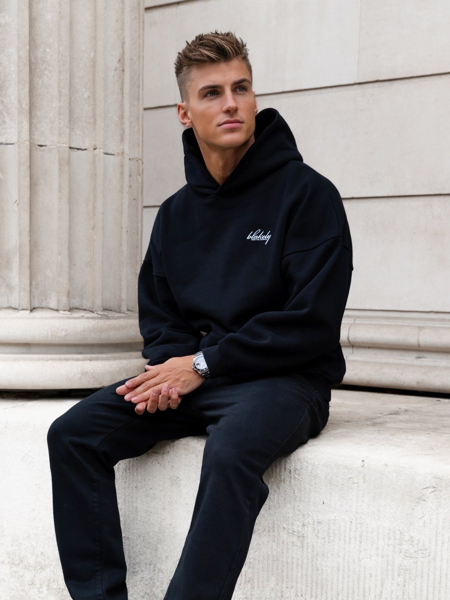 Austin Relaxed Hoodie - Black