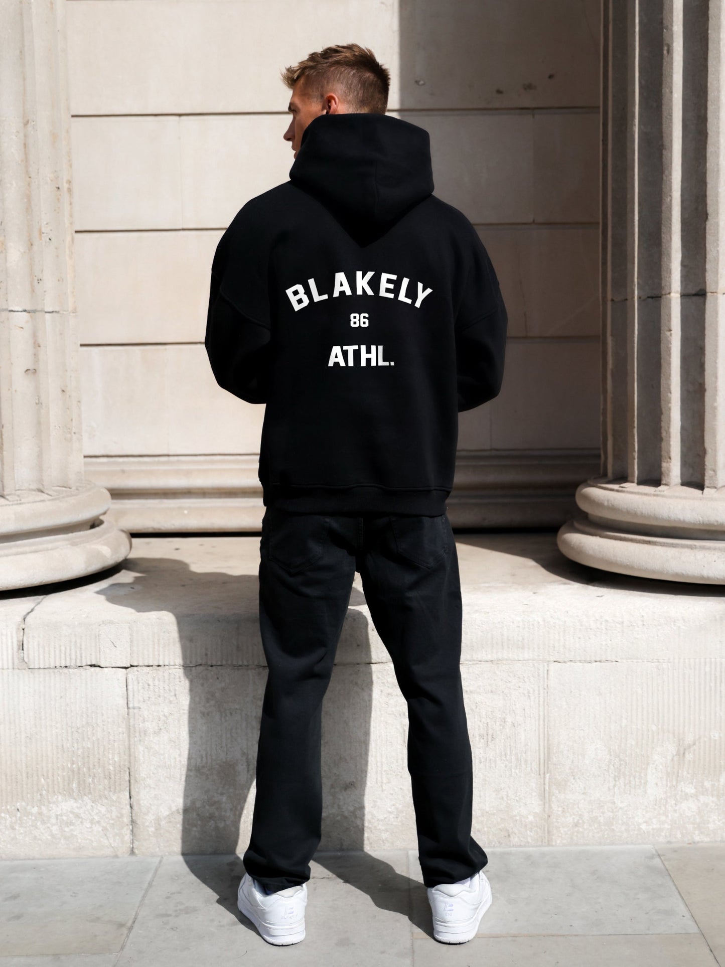Niko Relaxed Hoodie - Black
