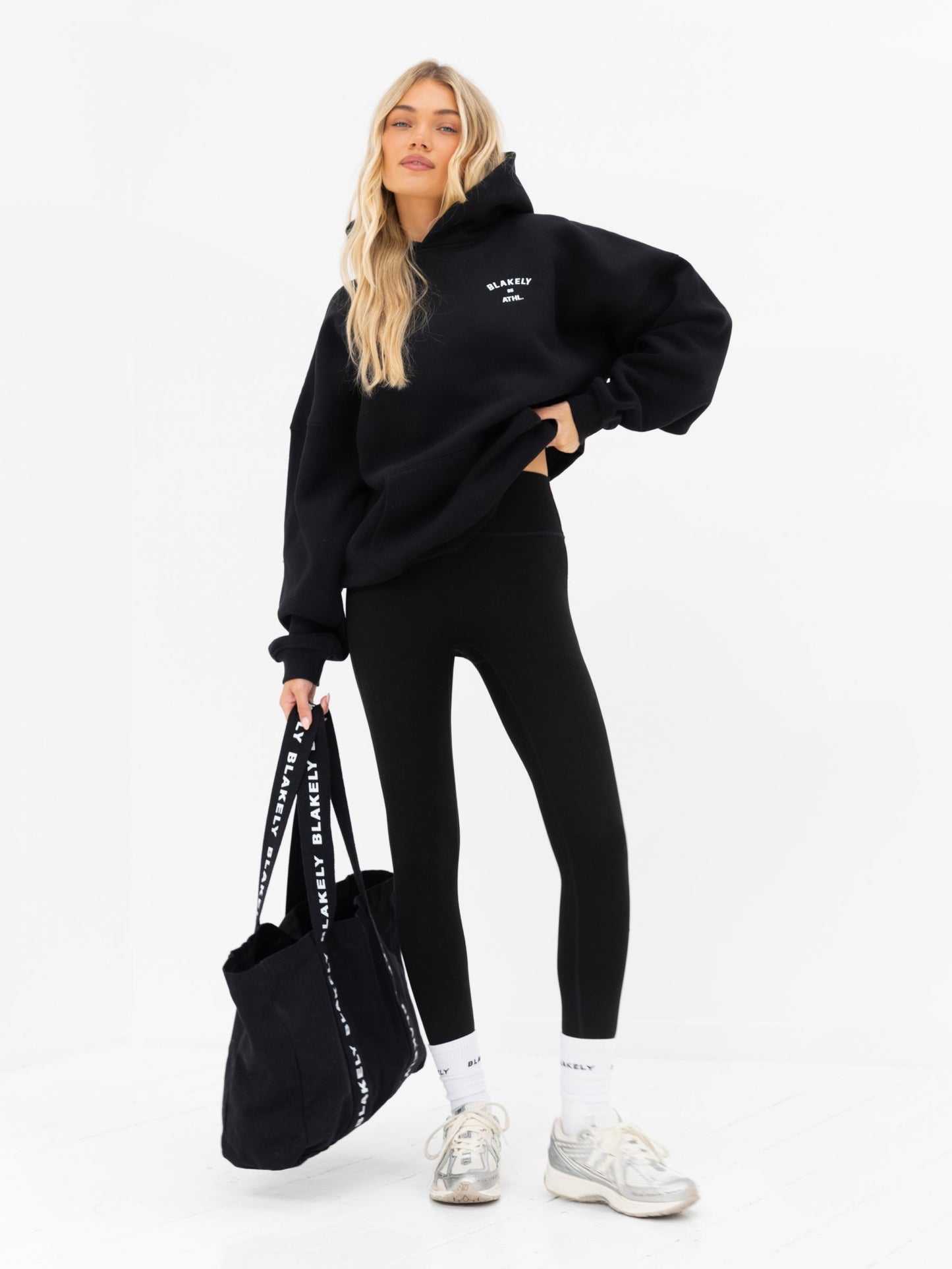 Hallie Oversized Hoodie - Black