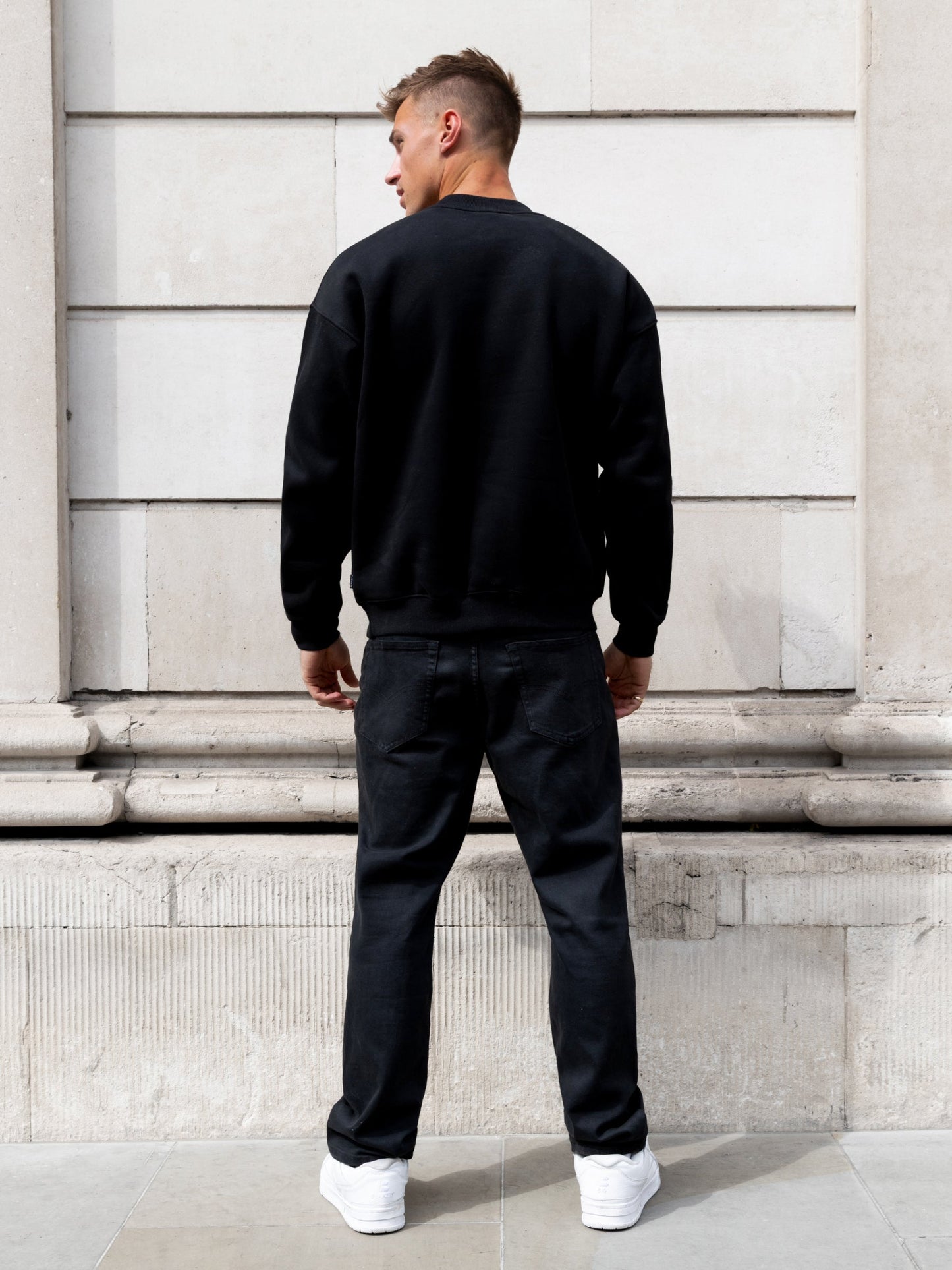 Rhys Relaxed Sweater - Black