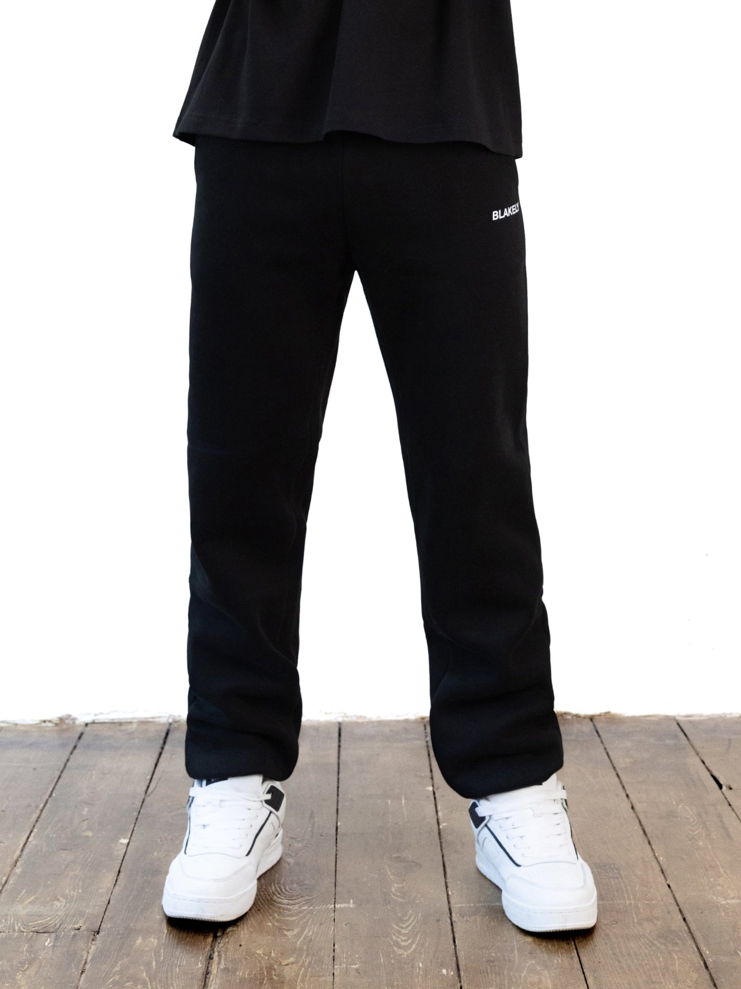 Italic Relaxed Sweatpants - Black