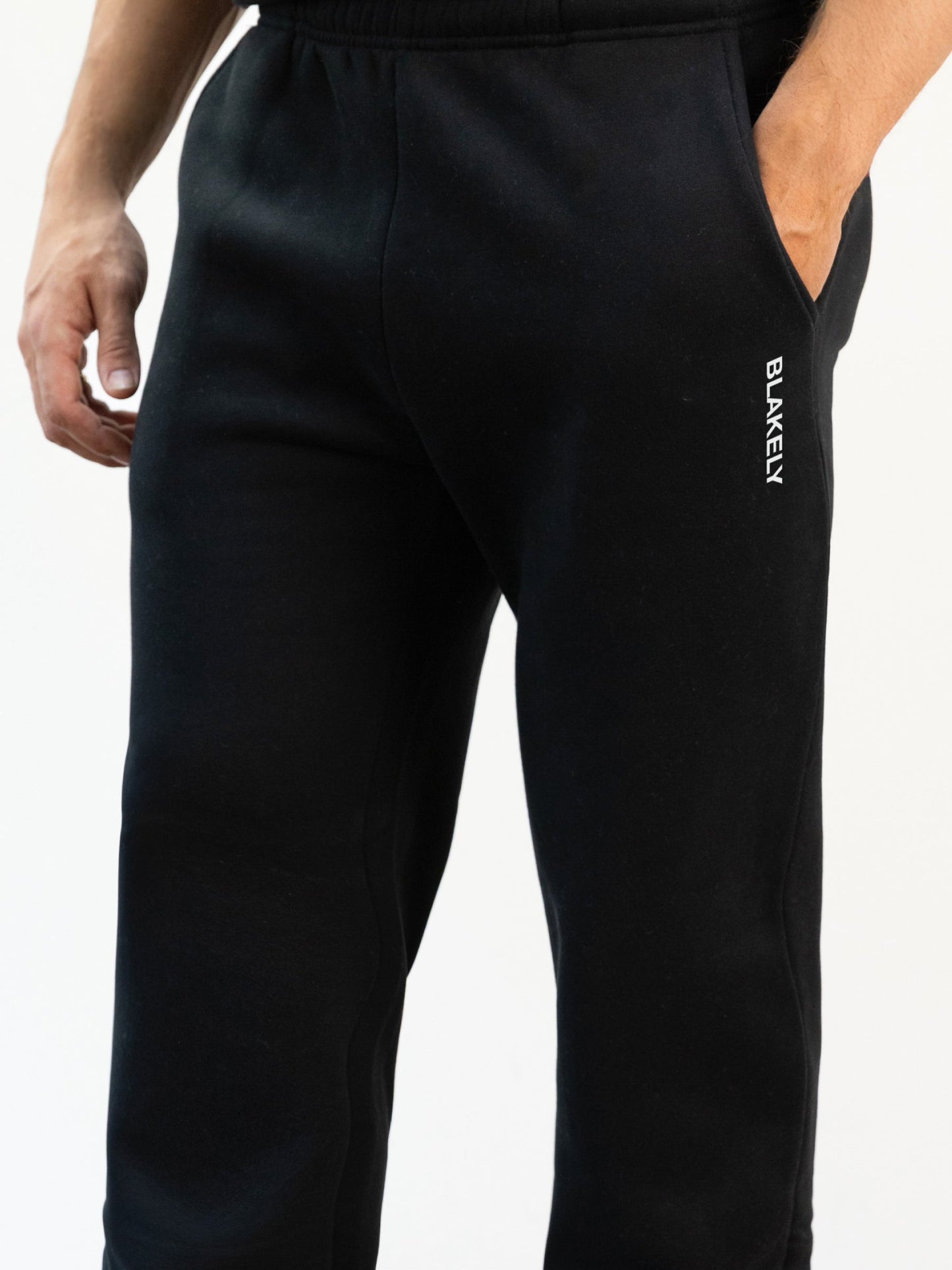 Italic Linear Relaxed Sweatpants - Black