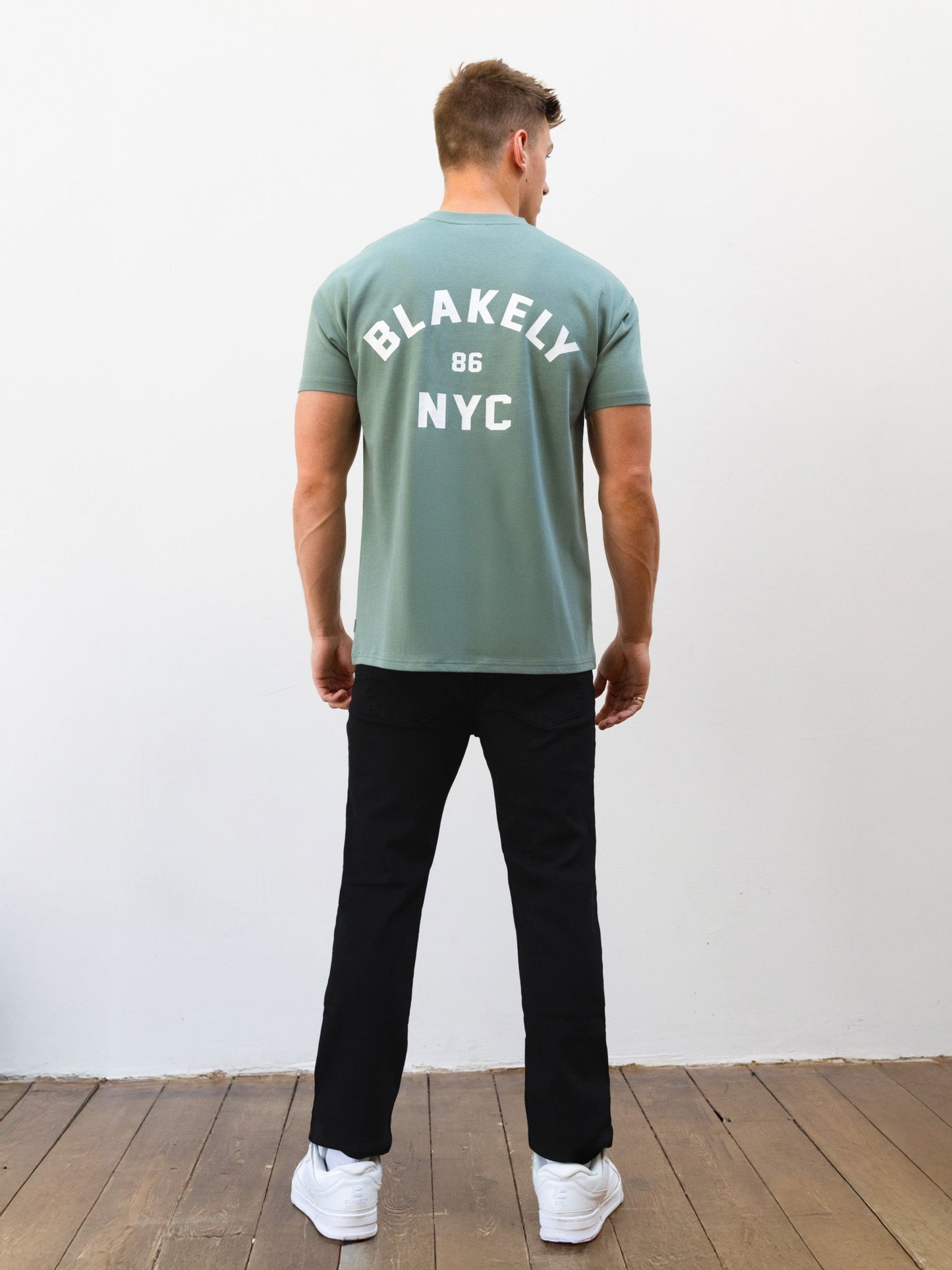 NYC Relaxed T-Shirt - Sage Green