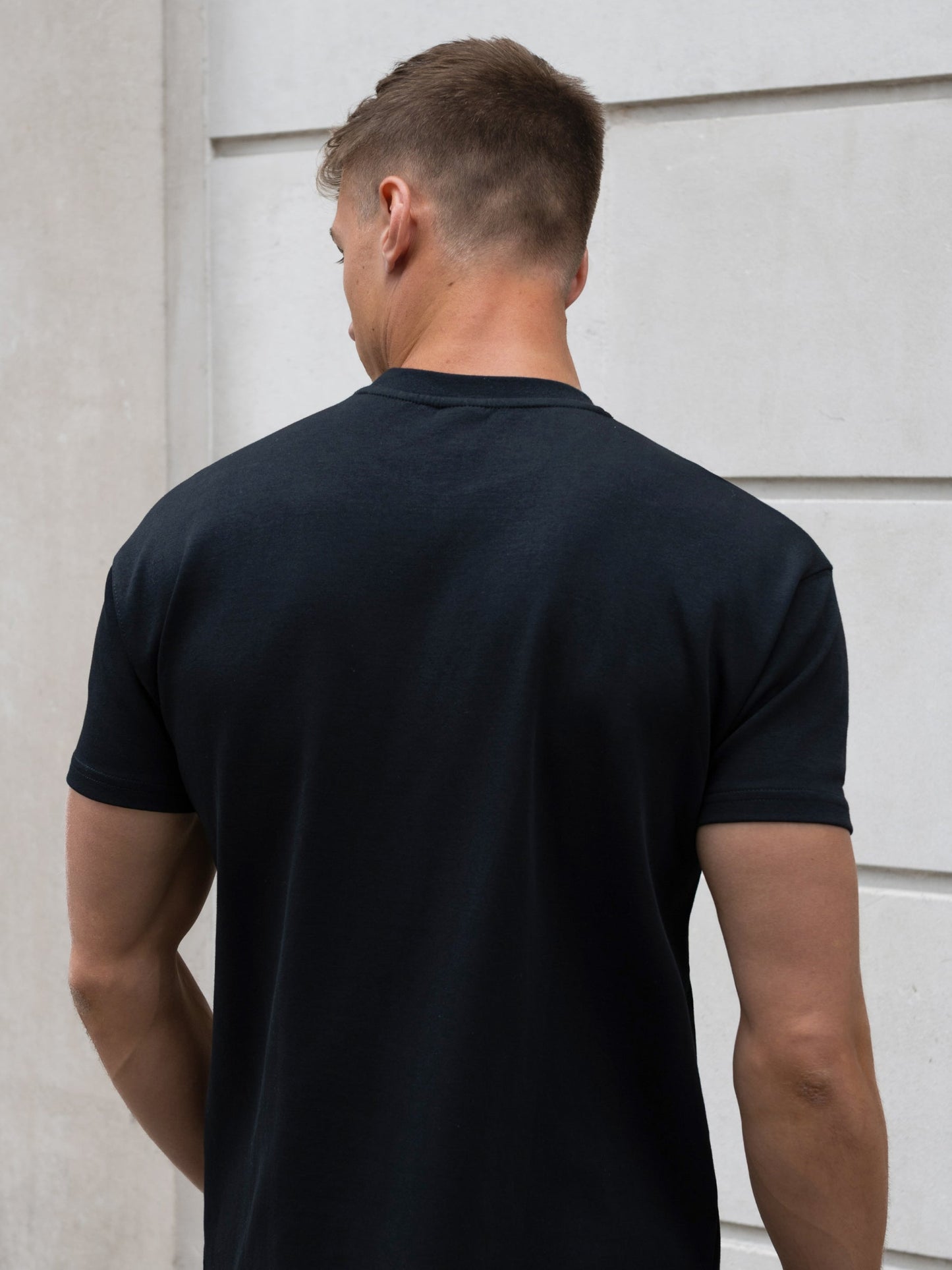 Conrad Relaxed Anchor T-Shirt - Black