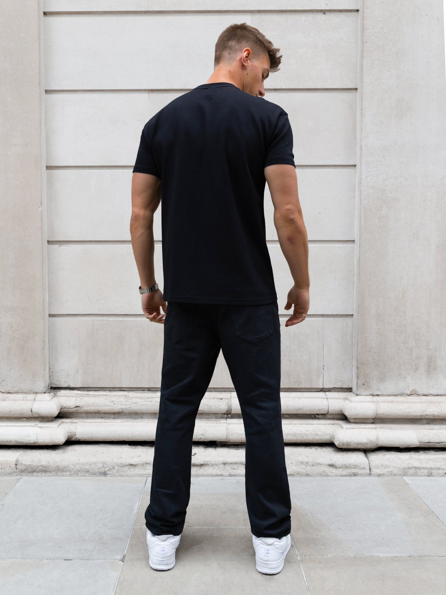 Conrad Relaxed Anchor T-Shirt - Black