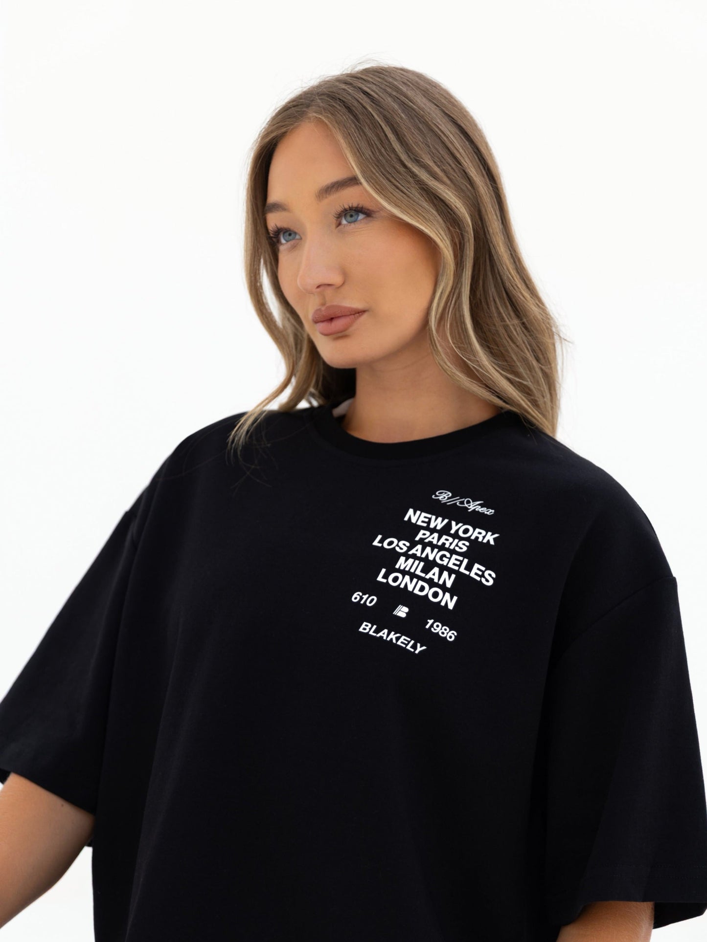 Apex 610 Ultra Oversized T-Shirt - Black