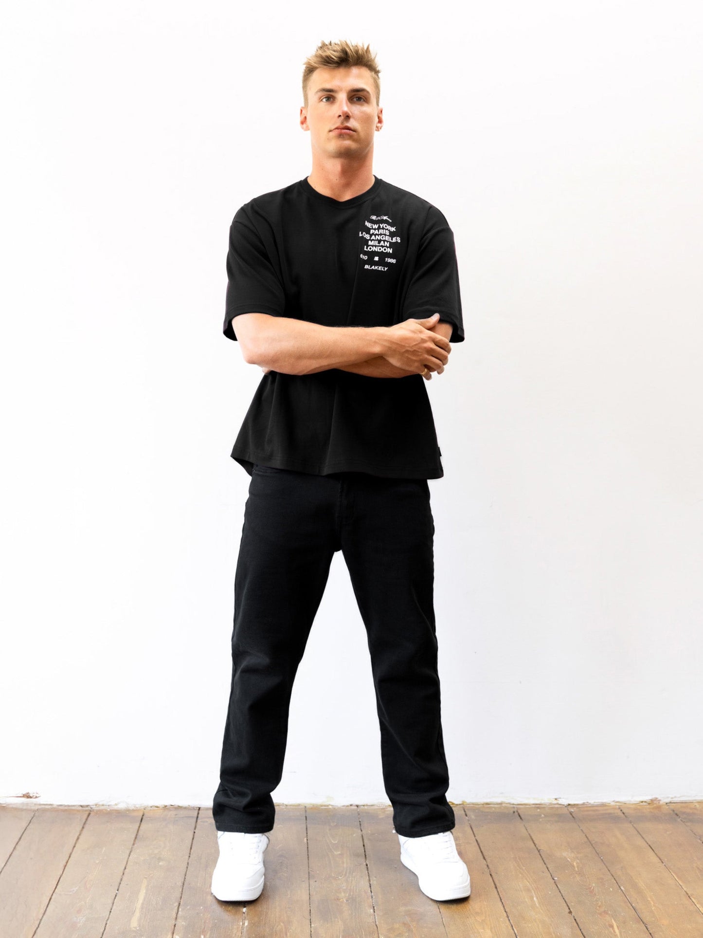 Apex 610 Unfitted T-Shirt - Black