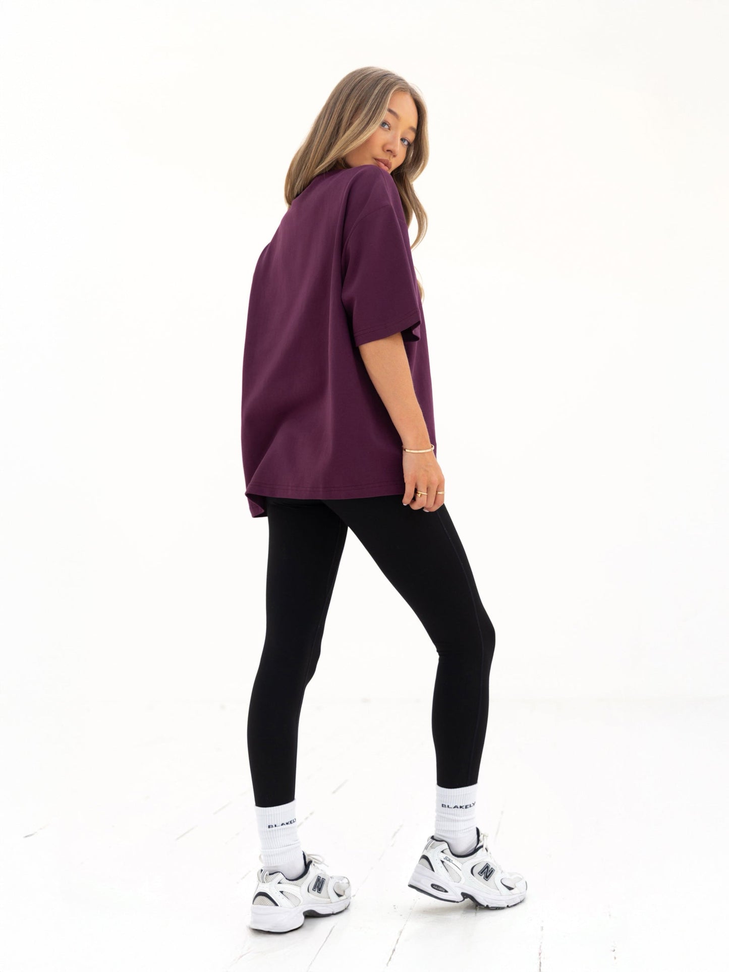 Apex 610 Ultra Oversized T-Shirt - Burgundy