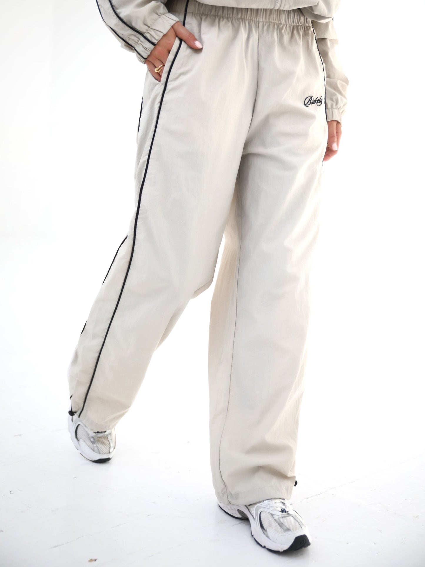 Off Duty Parachute Trousers - Light Taupe