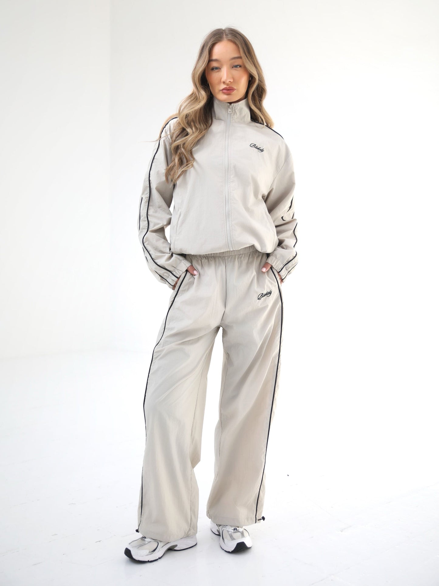 Off Duty Parachute Trousers - Light Taupe