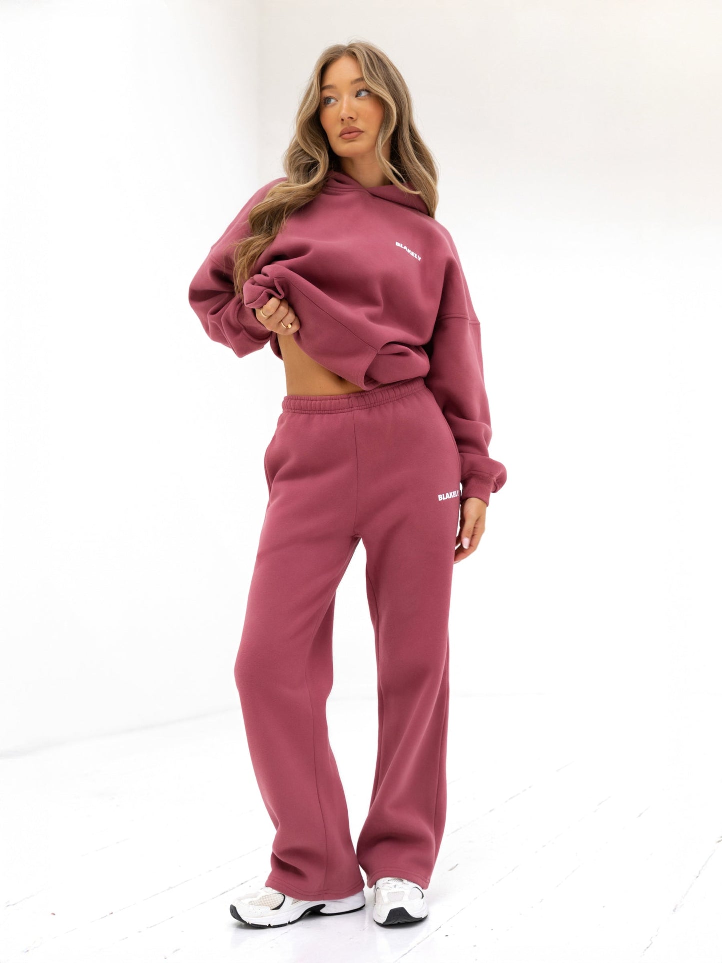 Amelie Wide Leg Sweatpants - Dark Pink
